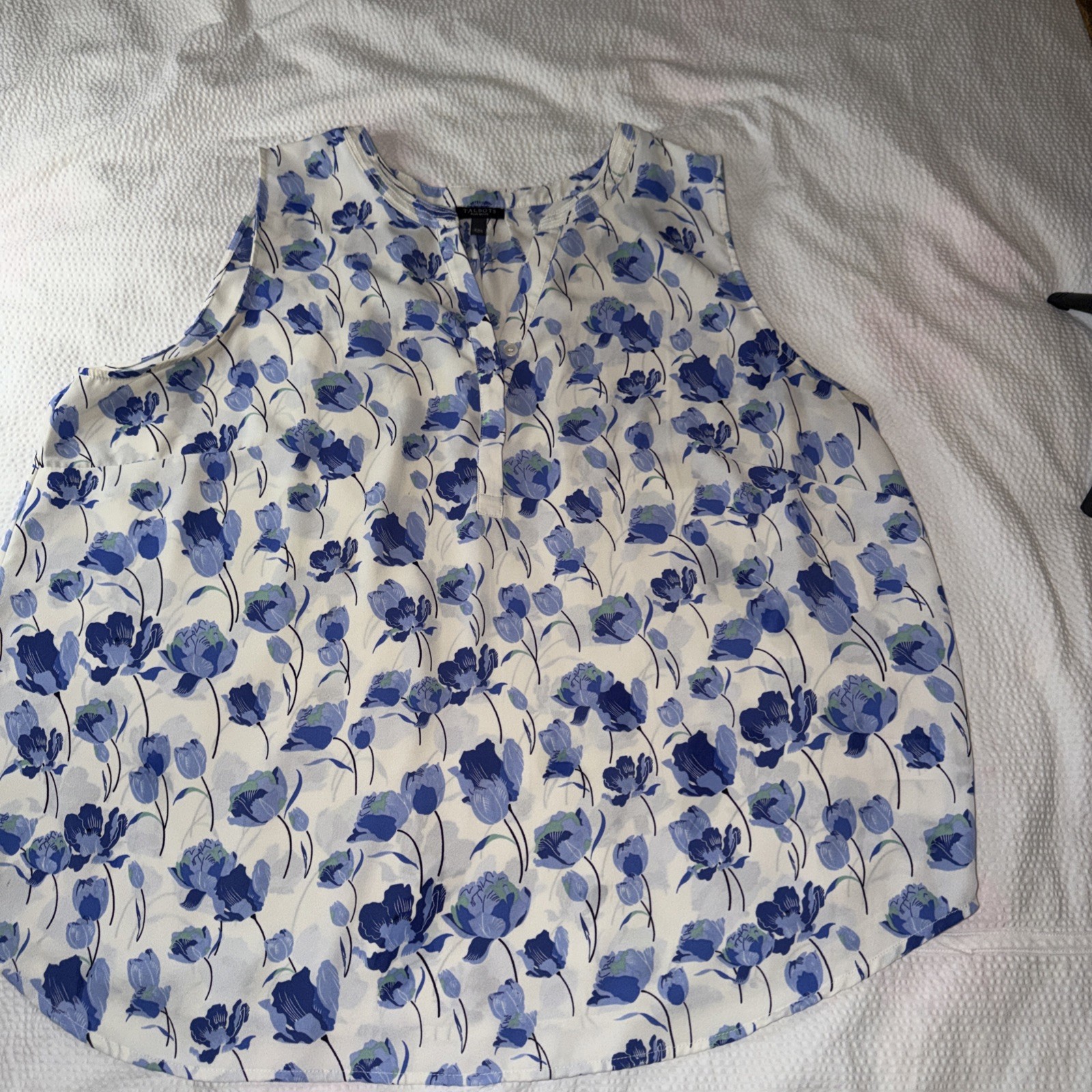 Talbots large cutaway shell floral sleeveless top split neck curved hem boho 2X