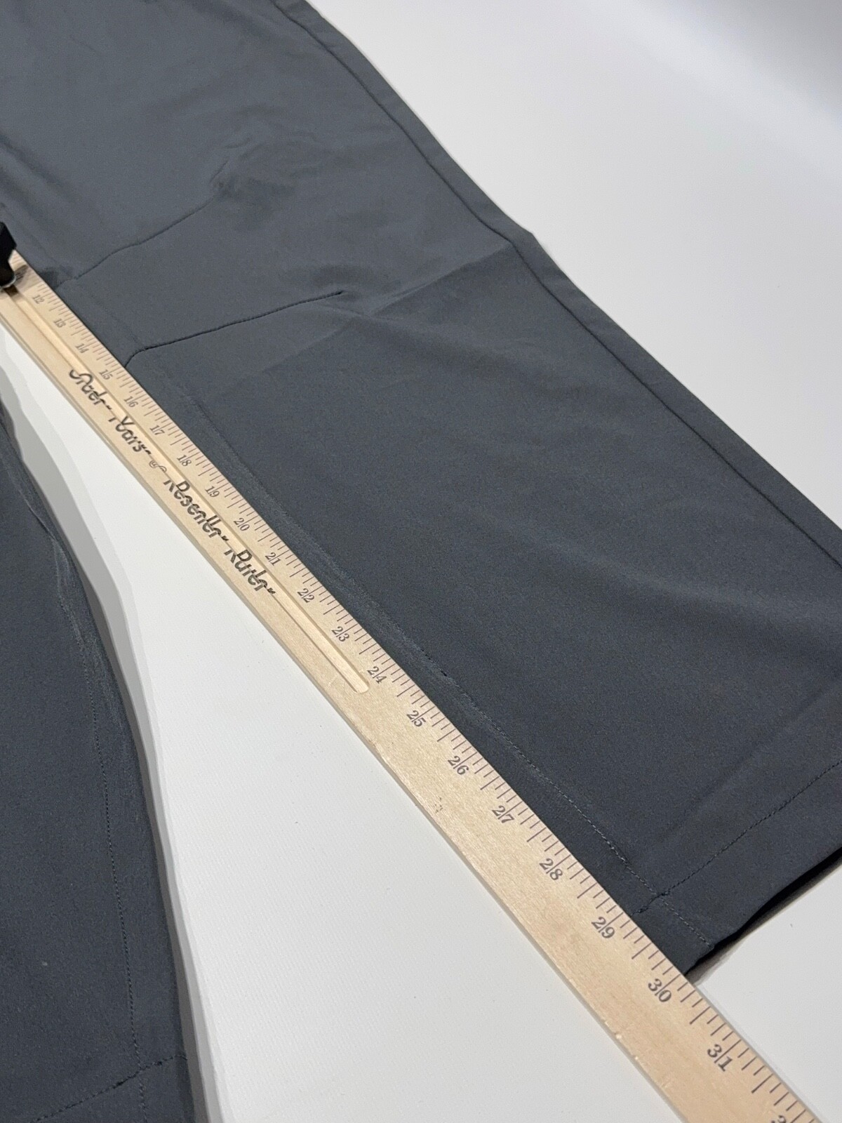 NWT Fabletics Dark Gray The Only Pant Classic Fit Men Size 33×32 (34×30 Actual)