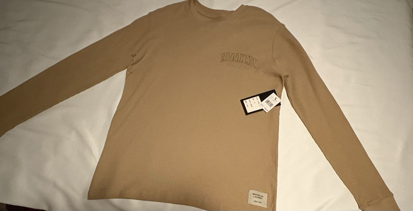 Men’s Medium Brooklyn New York Naturel Long Sleeve Shirt