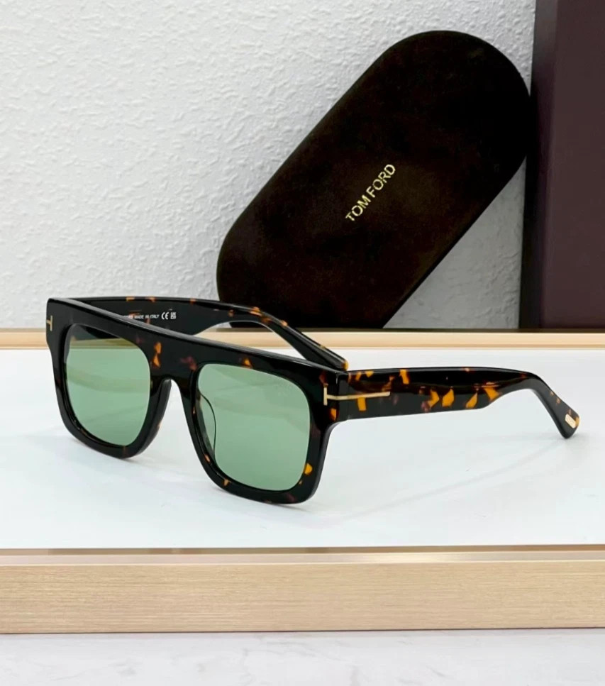 Tom Ford Fausto Sunglasses FT0711 Dark Havana/Green 53-20-145mm With Case New