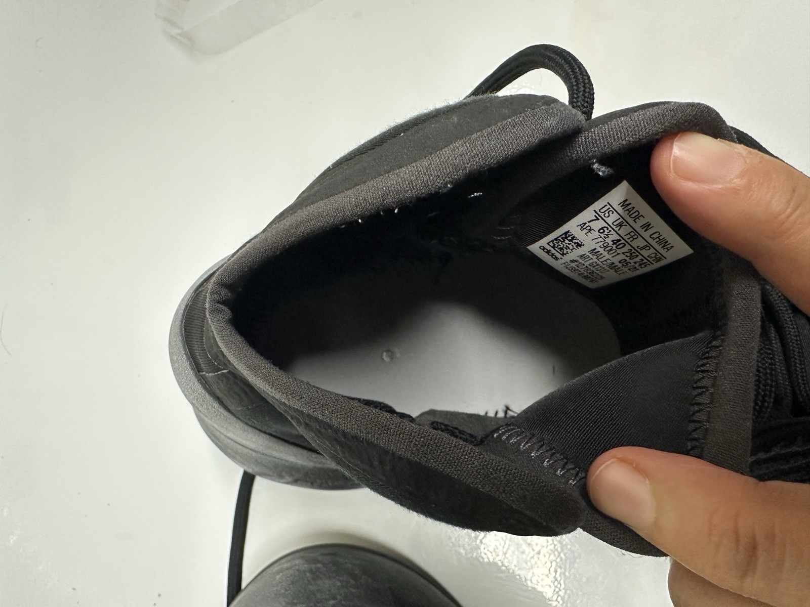 Adidas Yeezy Quantum QNTM ‘Onyx’ Size 7 Style GX1317 – Pre Owned