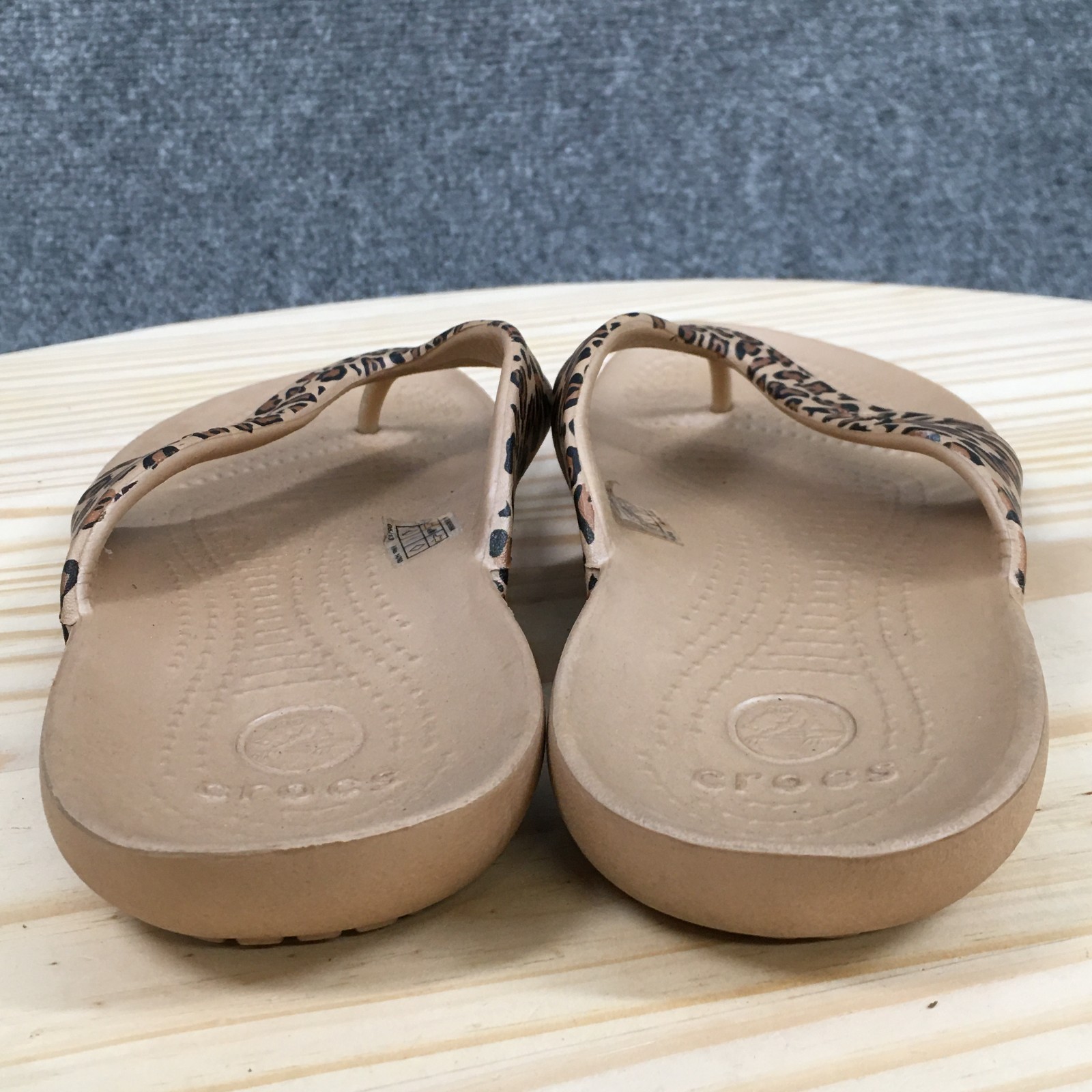 Crocs Sandals Womens 7 Kadee II Flip-Flop Brown Leopard Print Toe-Post Comfort