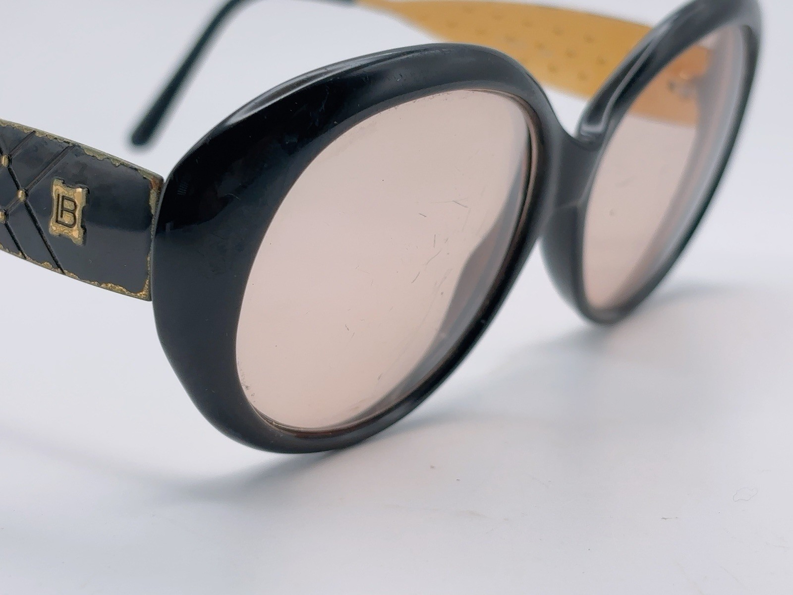 LAURA BIAGIOTTI SUNGLASSES P93-S MADE IN ITALY – Some Scratches On Lens Vintage