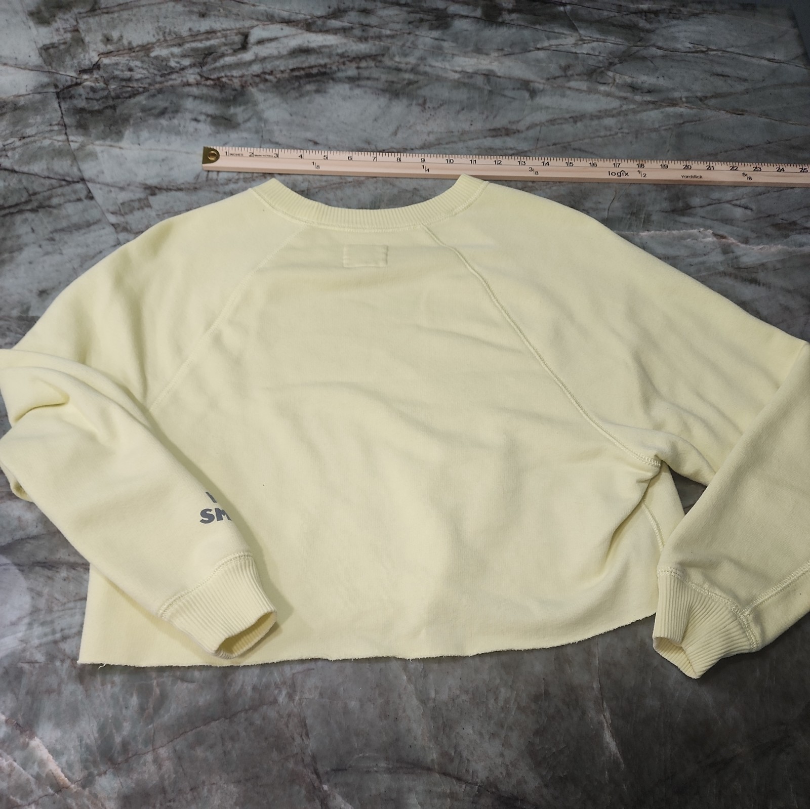 AMERICAN EAGLE LIGHT YELLOW CREW NECK SWEATSHIRT CROPPED SIZE 2XSMALL