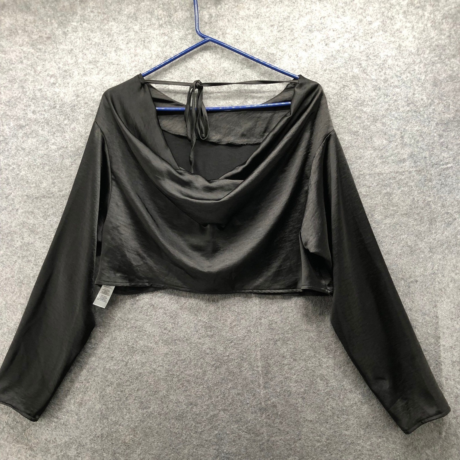 NWT Nasty Gal Satin Crop Top Womens 6 Black Long Sleeve Cowl Tie Back Boxy