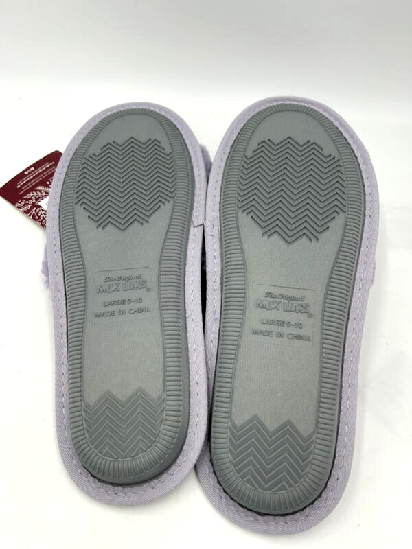 NWT Muk Luks L 9 10 Lavender Purple Plush Slide Slippers Soft Faux Fur