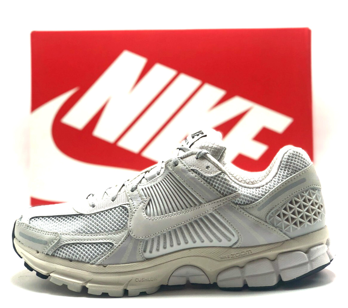 *NEW* Men NIKE ZOOM VOMERO 5 VAST GREY/BLACK-SAIL (BV1358 001), Sz 8.0 – 13.0👍