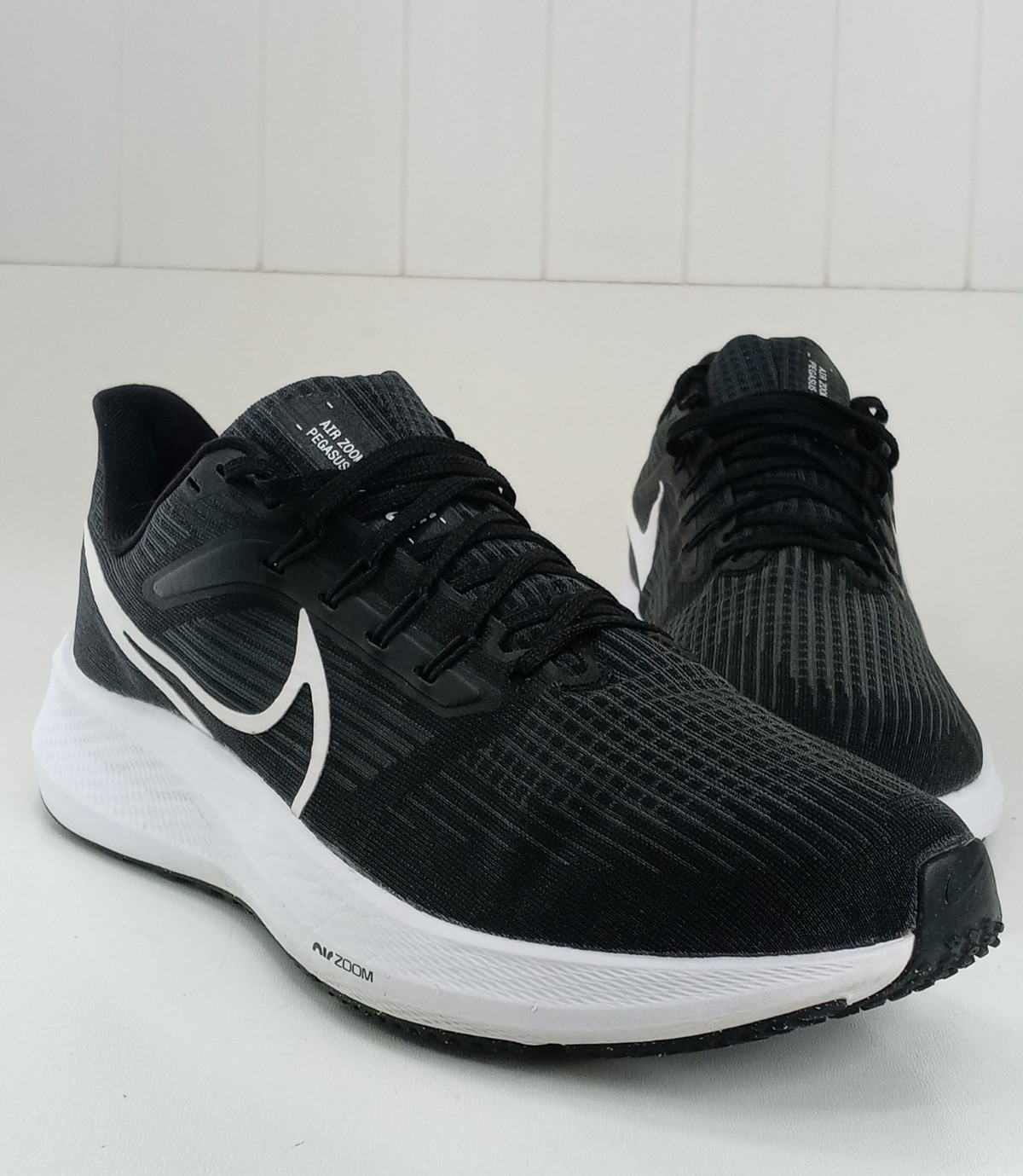 Nike Air Zoom Pegasus 39 Men Black White Running Shoe Sneaker DH4071-001 Sz 10.5