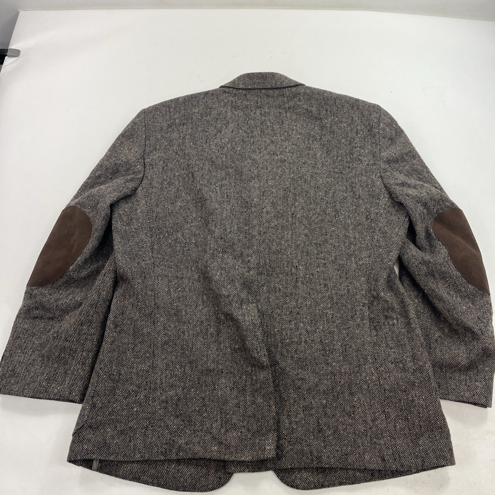 Vintage Orvis Wool Tweed Sporting Blazer Leather Elbow Patches Brown Size 42 R