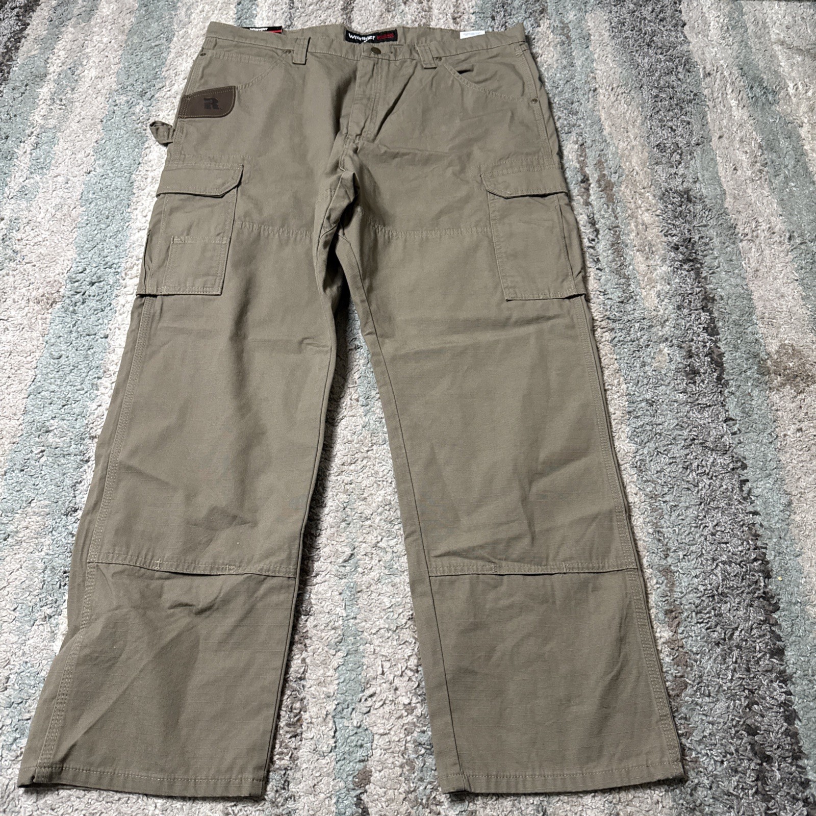 Wrangler Riggs Workwear Ripstop Ranger Relaxed Cargo Pants Men’s 40/30 NWOT