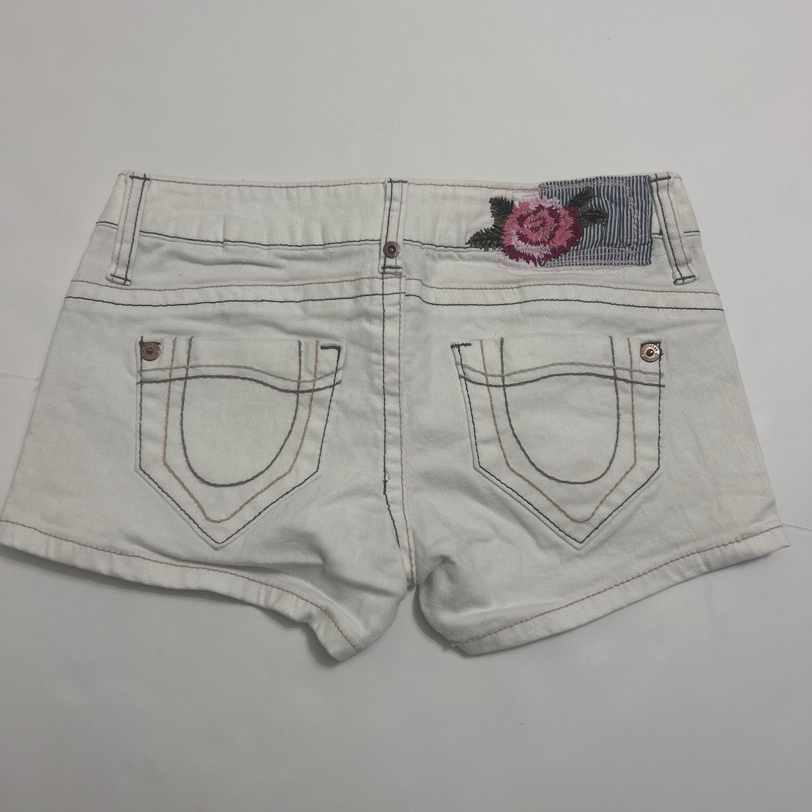 Y2K Freestyle Revolution White Denim Jean Mini Shorts Rose Embroidered Juniors 1