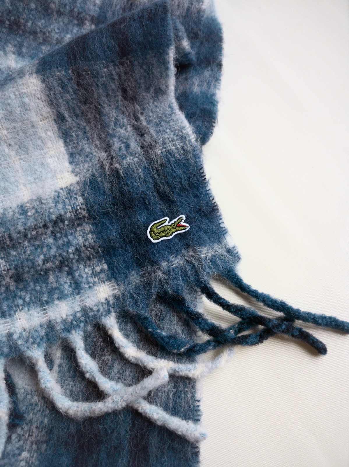 NP~$130 Lacoste Alpaca Scarf, Soft, Thick, Hairy! checked blue grey, warm scarf
