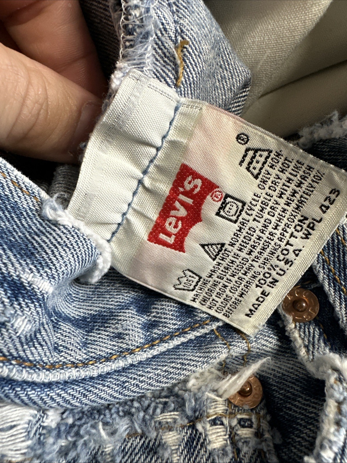 Vintage Levi’s 501 Blue 90s USA Button Fly 1990s Men’s 501xx Distressed 35X35