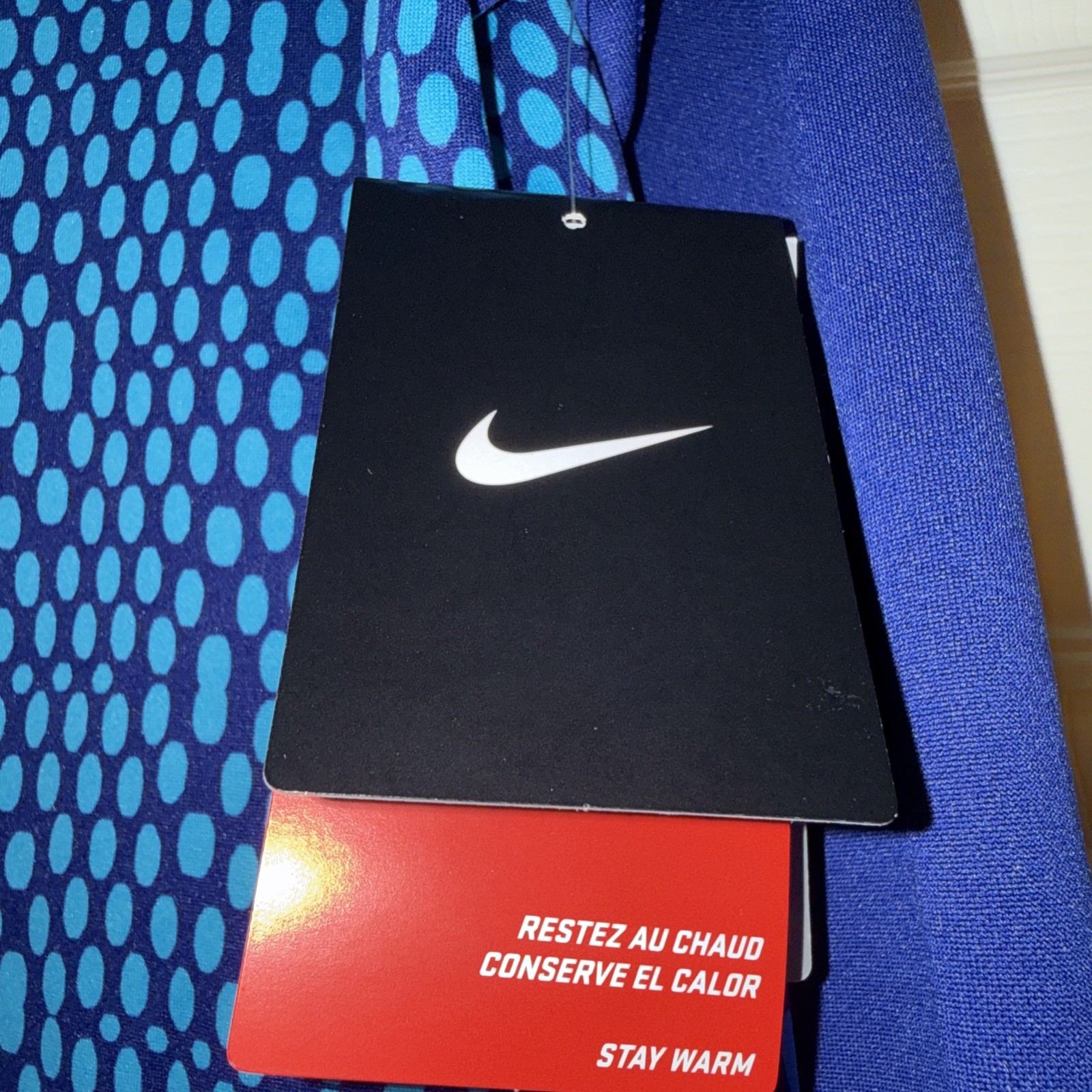 Nike Therma-FIT Women’s Large Full Zip Hooded Jacket NWT Blue Thumbholes