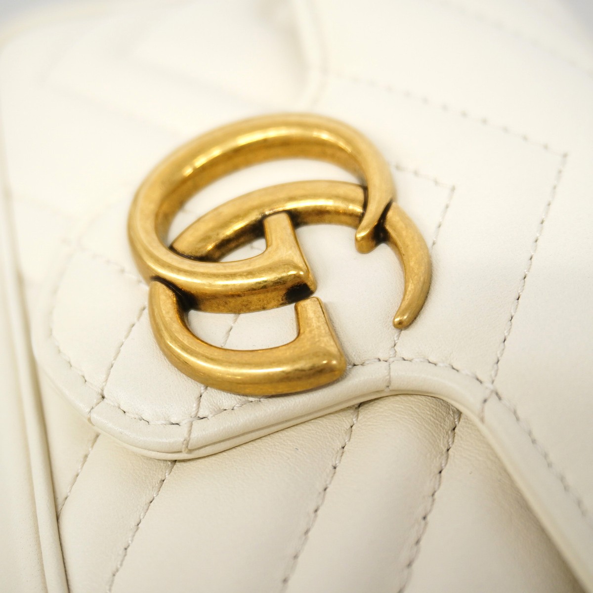 Auth [6ge6339-k] GUCCI Shoulder Bag GG Marmont 476433 Leather White Gold met…