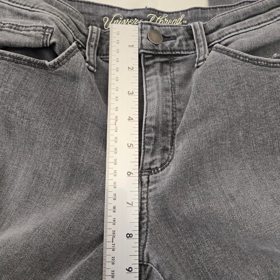 Universal Thread Charcoal Gray Flare Boho Jeans Raw Hem Zip Fly Size 28 Long