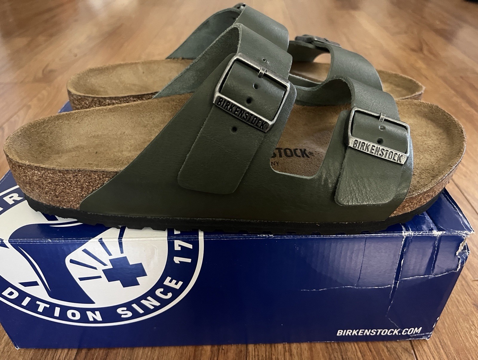 Birkenstock Arizona Grip, size 43 regular, Vintage Wood Thyme *Brand New In Box*