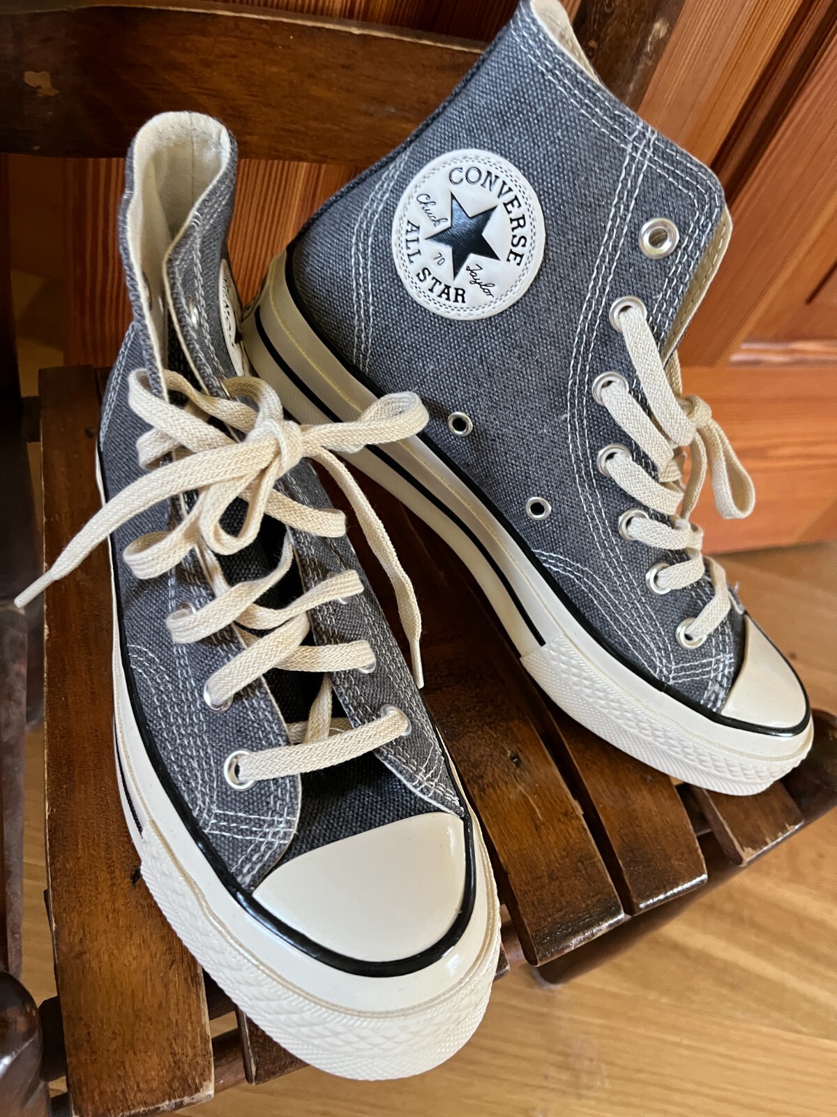 Chuck Taylor Converse Gray Blue Denim w Cream High Top Tennis Shoes Women’s Size