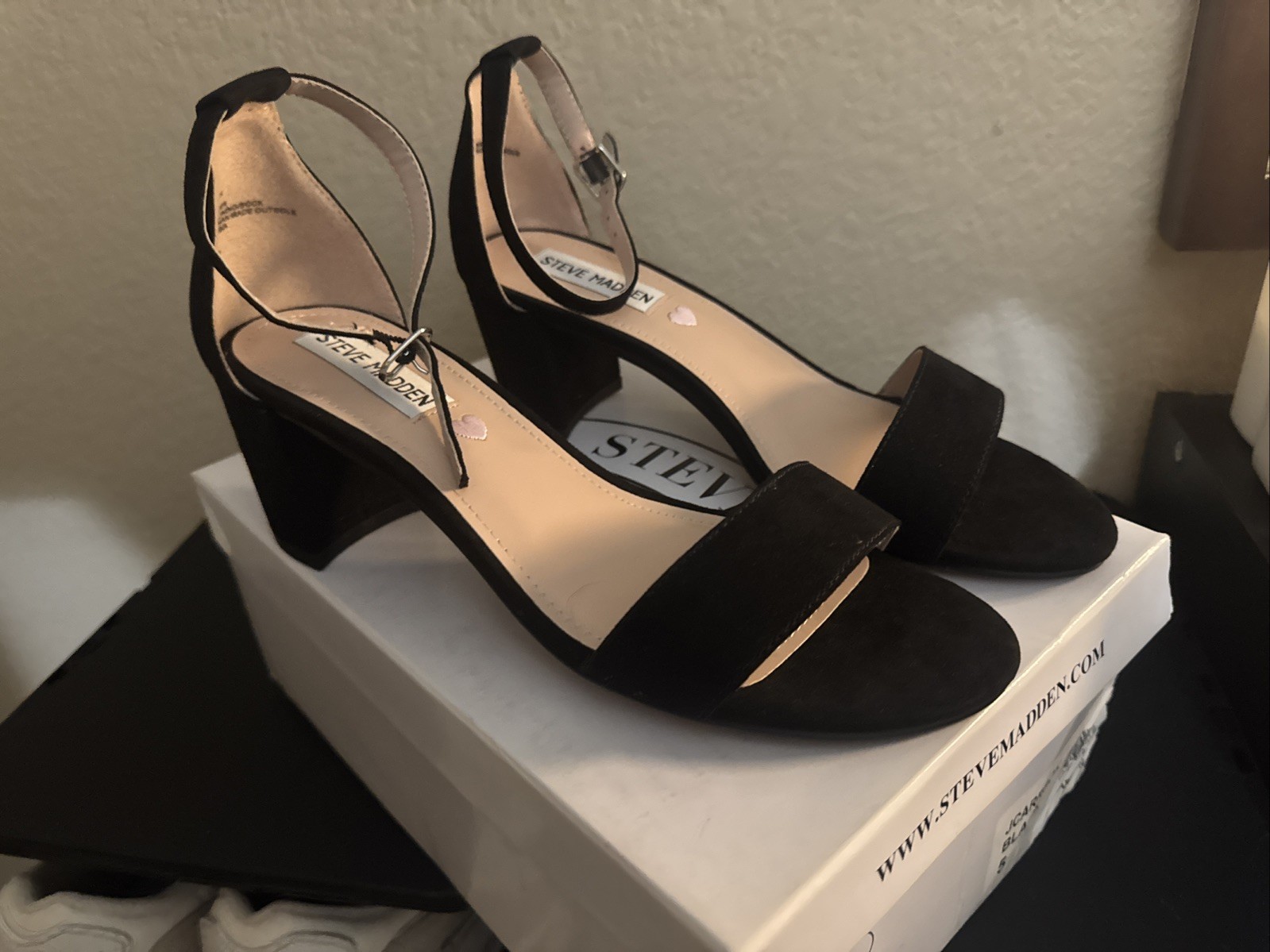 JCarrson Black Ankle Strap Sandal/Heel Women’s (size 5)