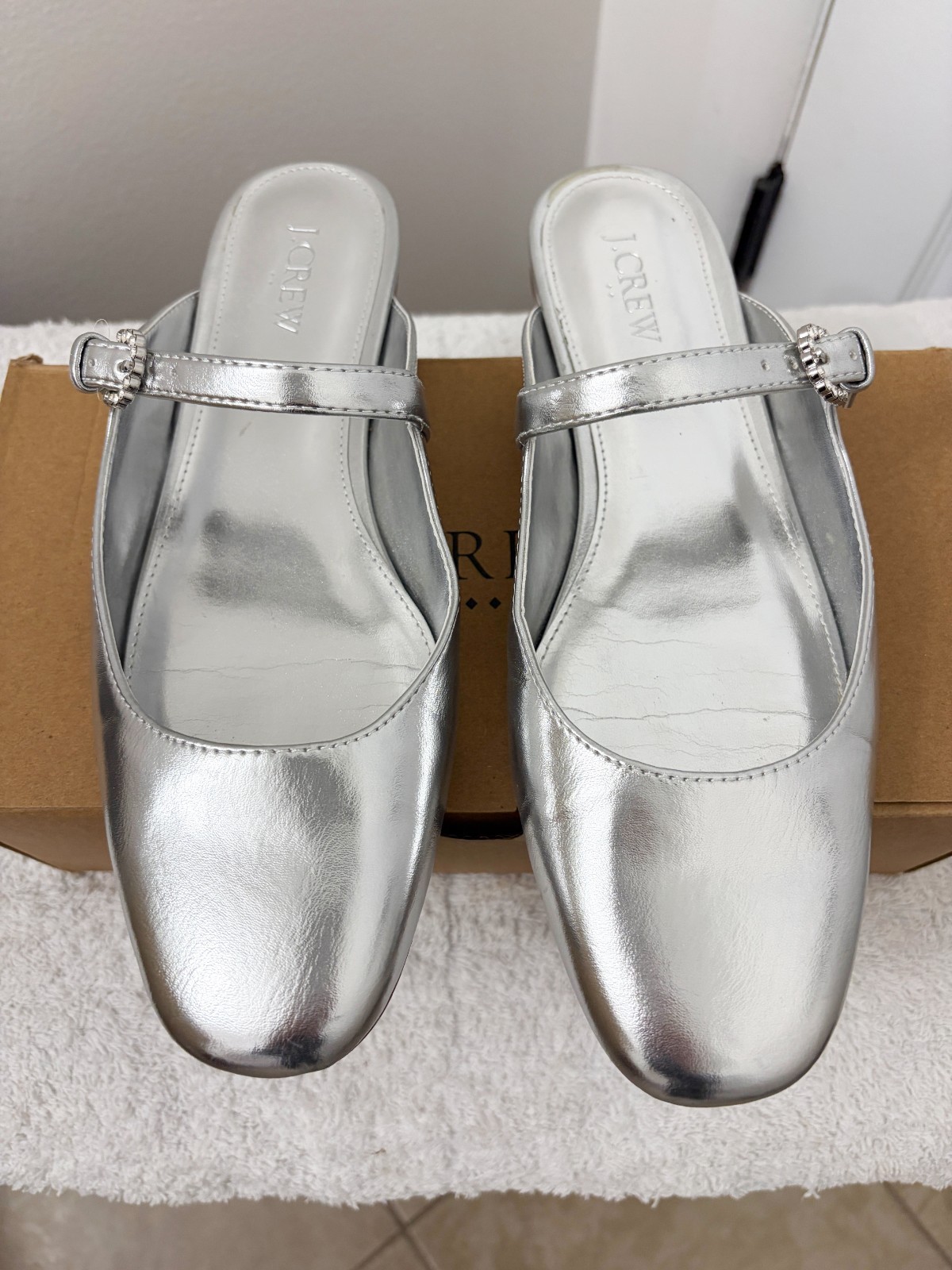 JCREW Mary Jane Mules -EXCELLENT COND!- Women Sz 8 Silver with Rhinestone Buckle