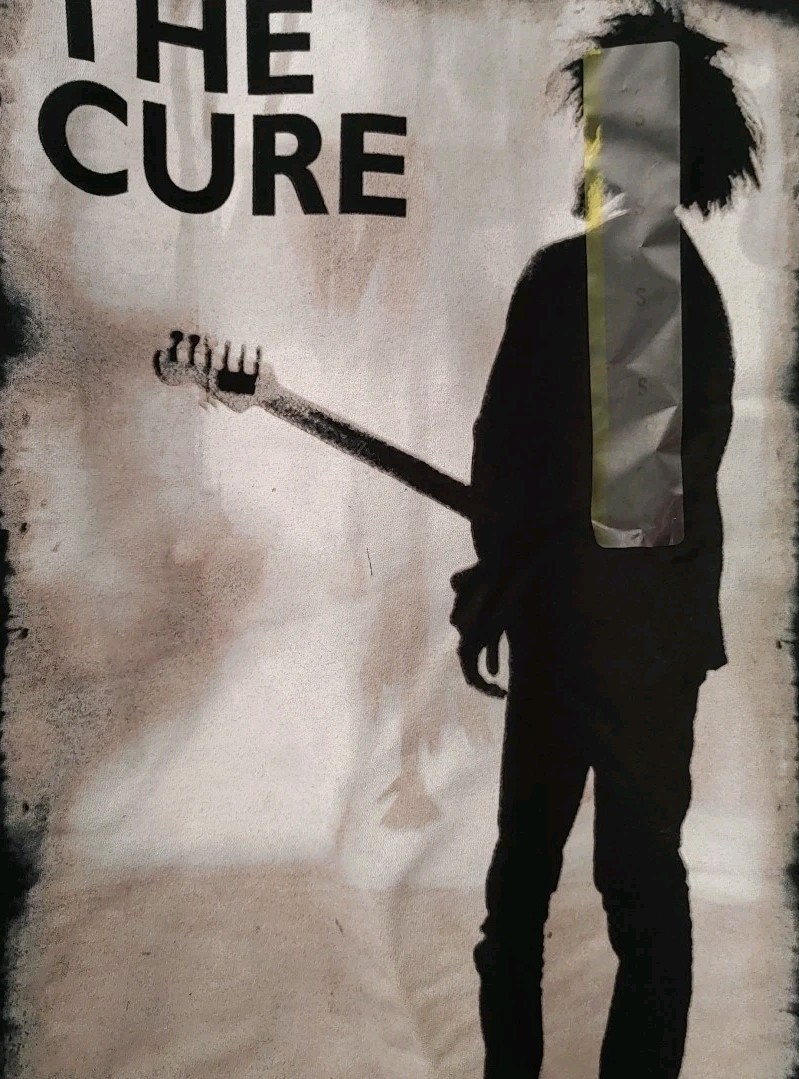 The Cure Robert Smith T shirt Black Size Small New With Tags
