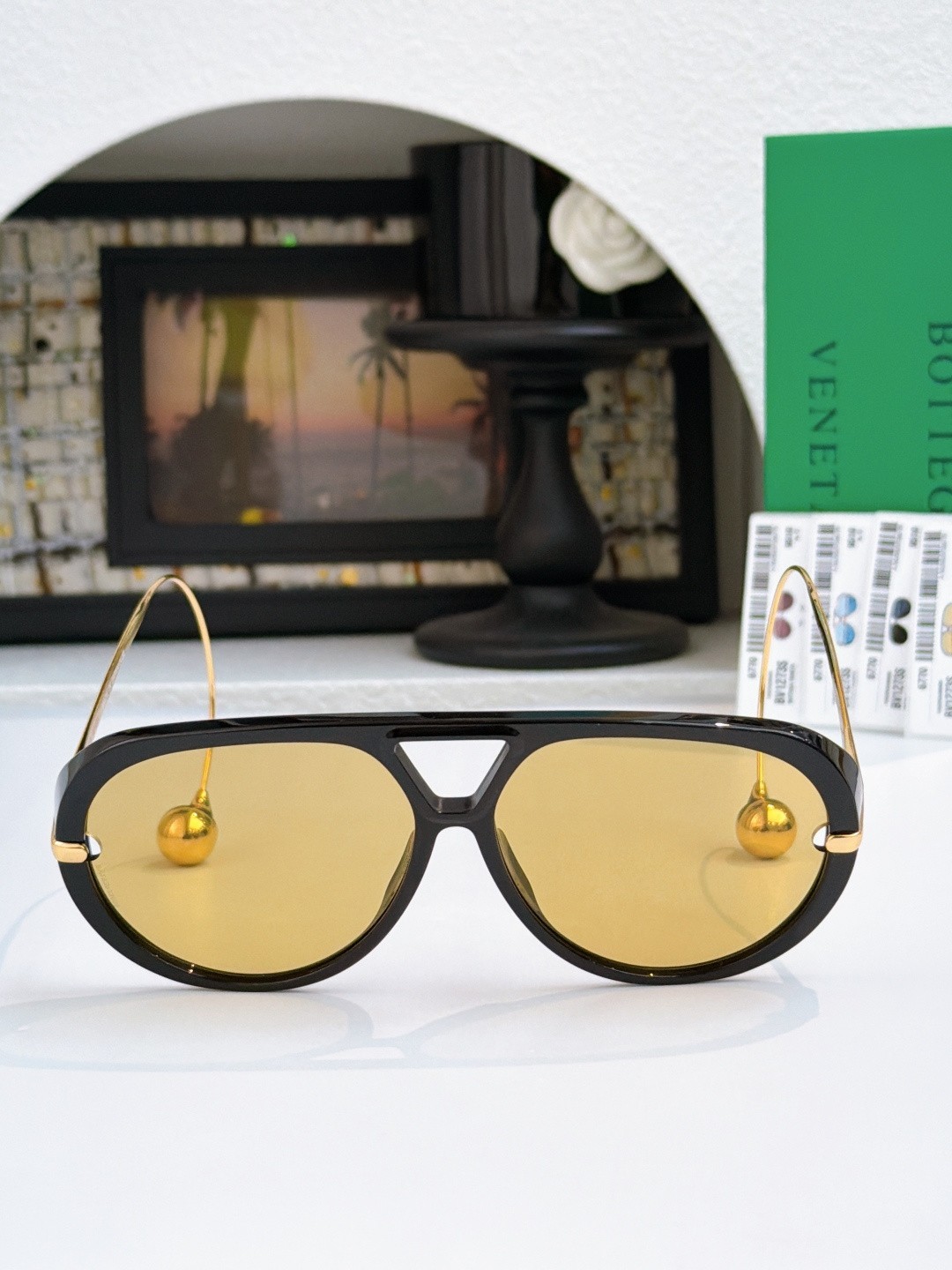 BOTTEGA VENET MODEL：BV1273S SUNGLASSES SIZE：63-12-180 NEW.