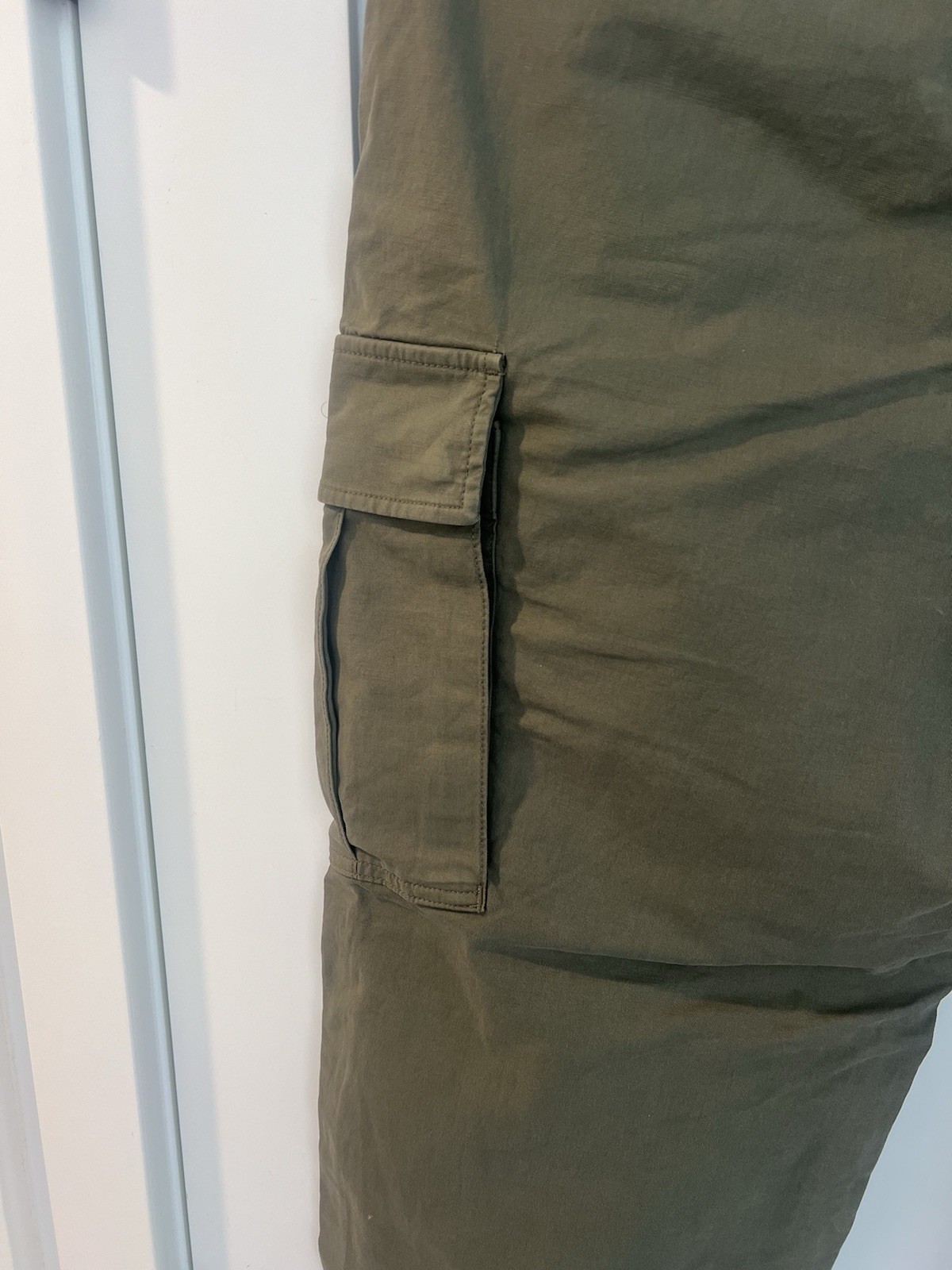 Japan Tokyo Streetwear Cargo Pants Size 17.5 Waist X 41 Length