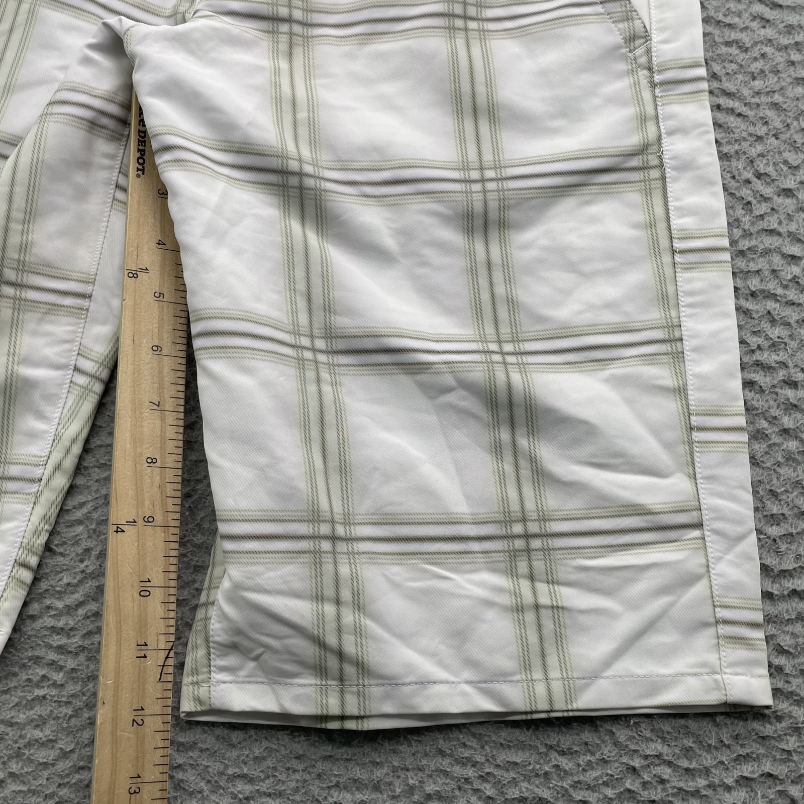 900 by Tony Hawk Bermuda Men’s 31* Plaid Surf Y2k Sportswear Beach Skate Grunge