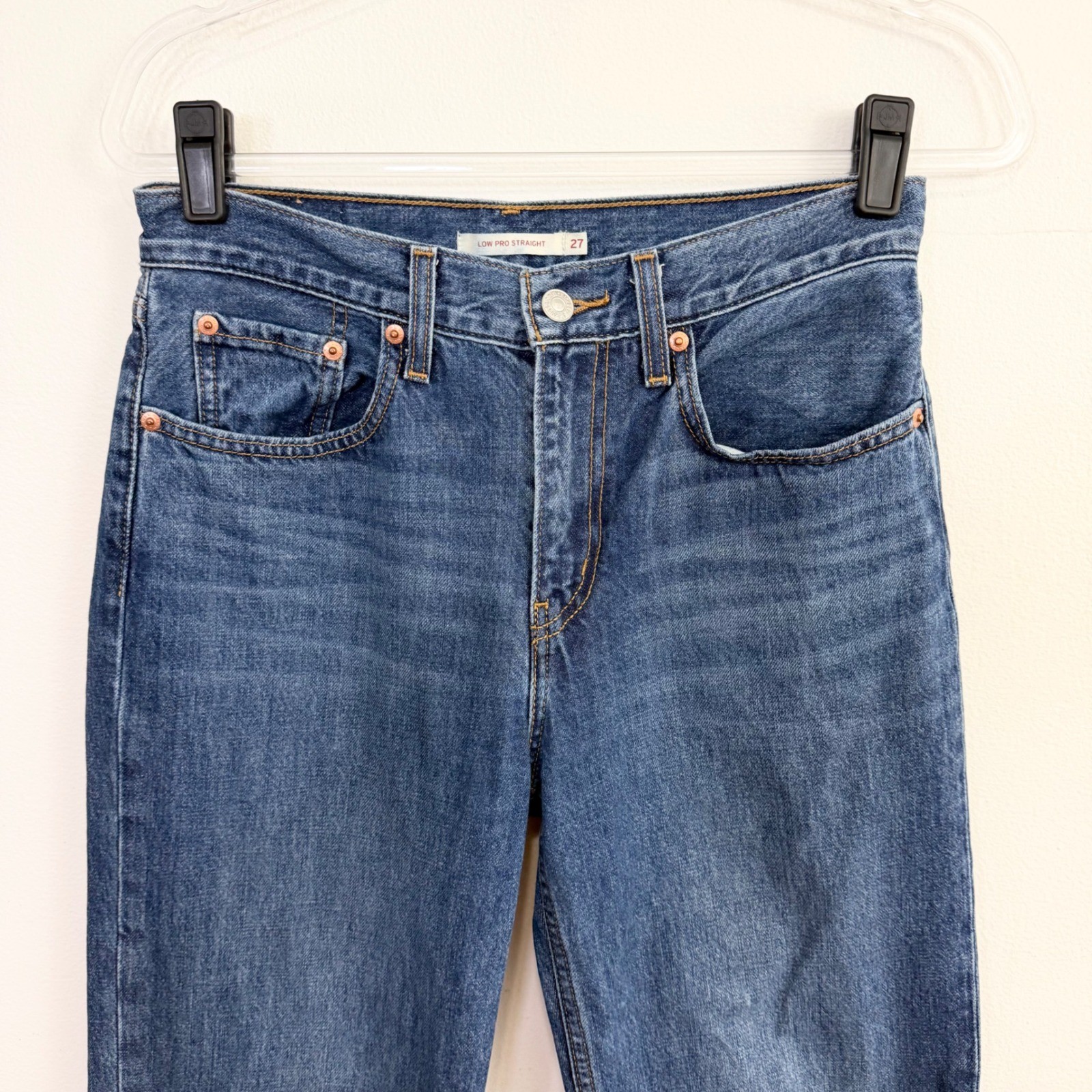 Levi’s Low Pro Straight Jeans Medium Wash 27 Mid Rise 100% Cotton