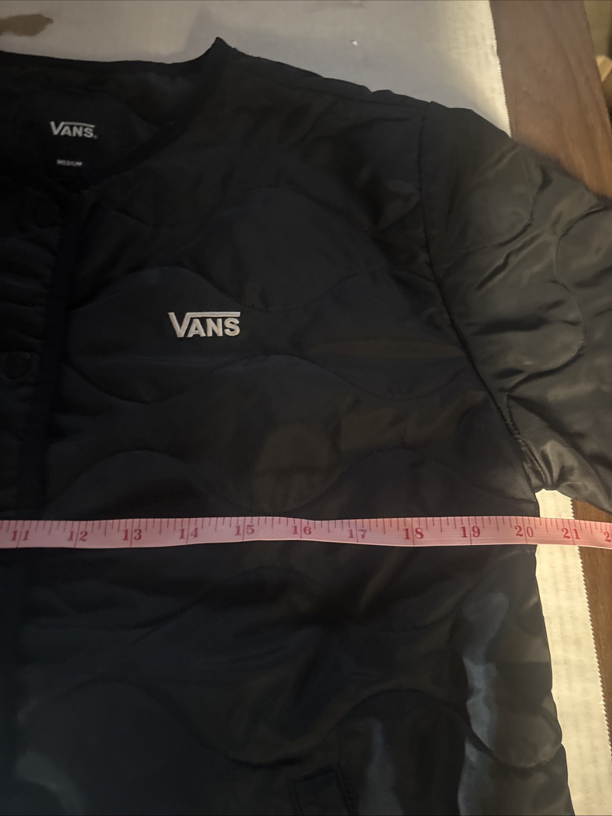 VANS Women’s Quilted Jacket Black Button Up Skater Logo Size Medium