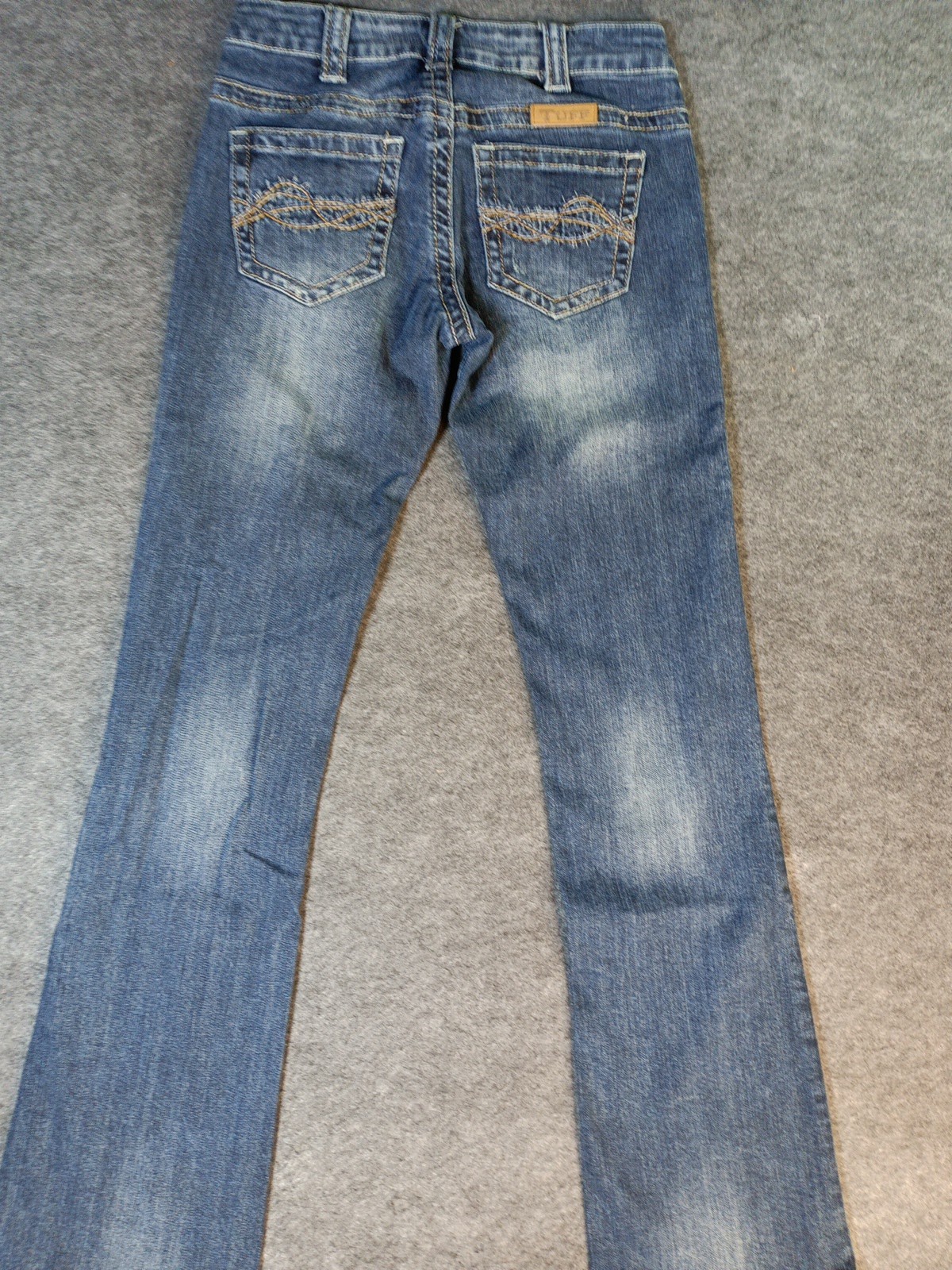 Cowgirl Tuff Co. Women’s Bootcut Blue Denim Jeans – Size 28×32