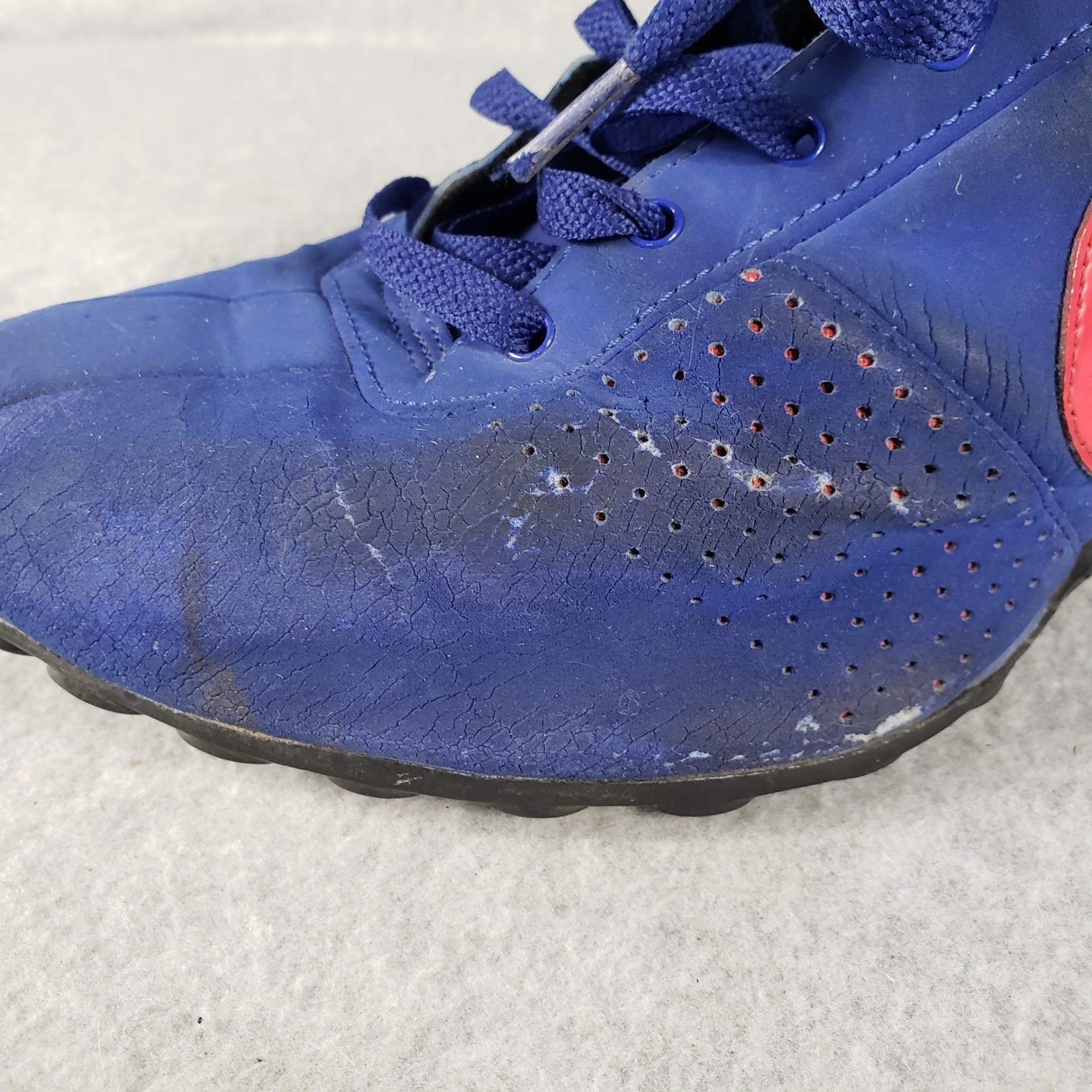Nike Shox Blue Red Athletic Shoes Men’s Size 9.5 Running Sneakers Pre-Owned