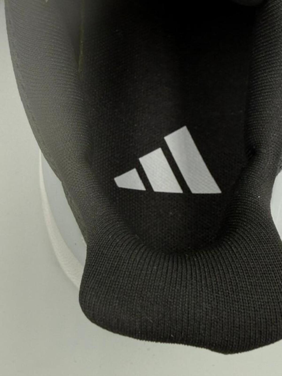 Adidas Ultradream DNA Shoes – Black/Black/White Men’s 9.5
