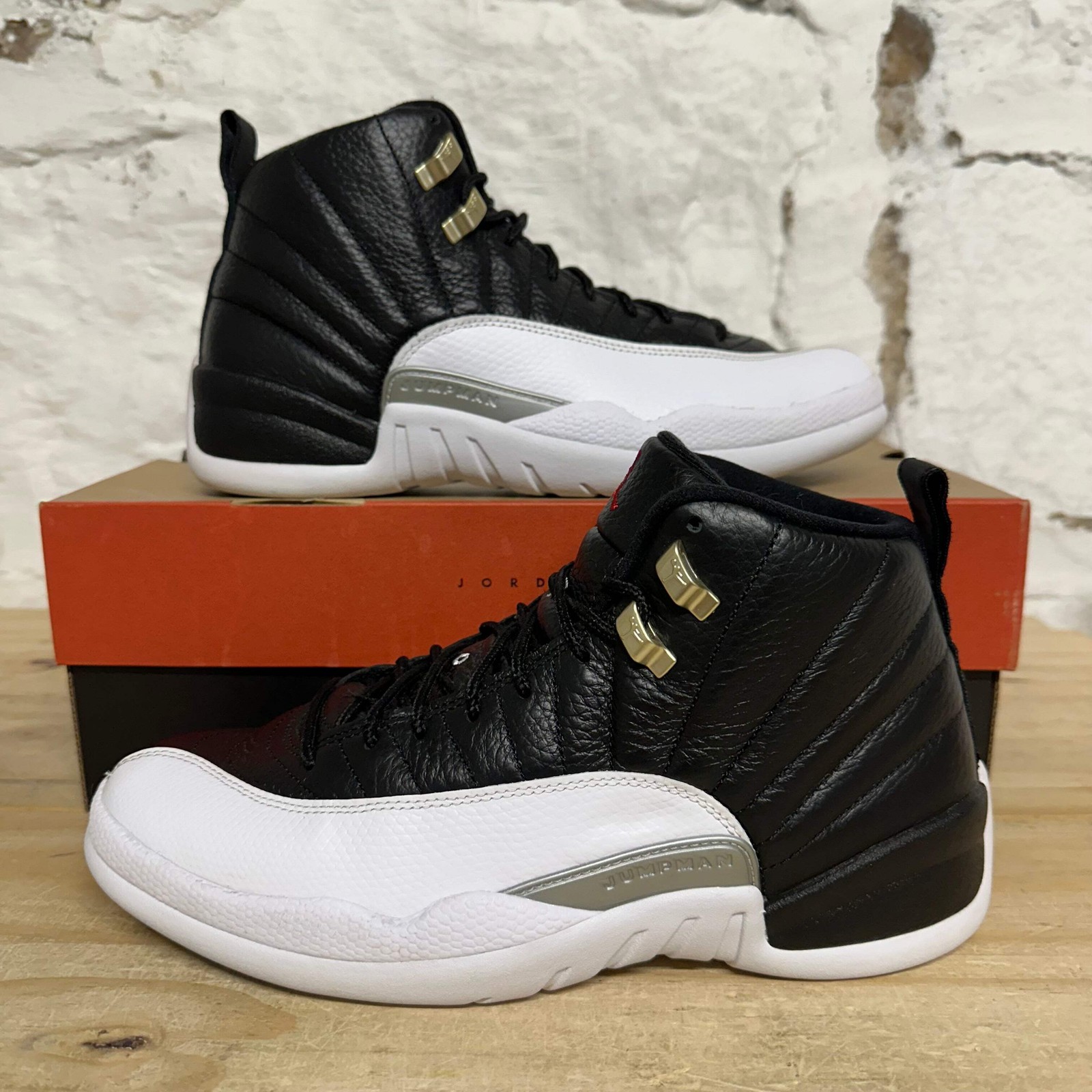 Air Jordan 12 ‘Playoff’ Men’s Size 8.5 Pre-owned Sneakers CT8013-006