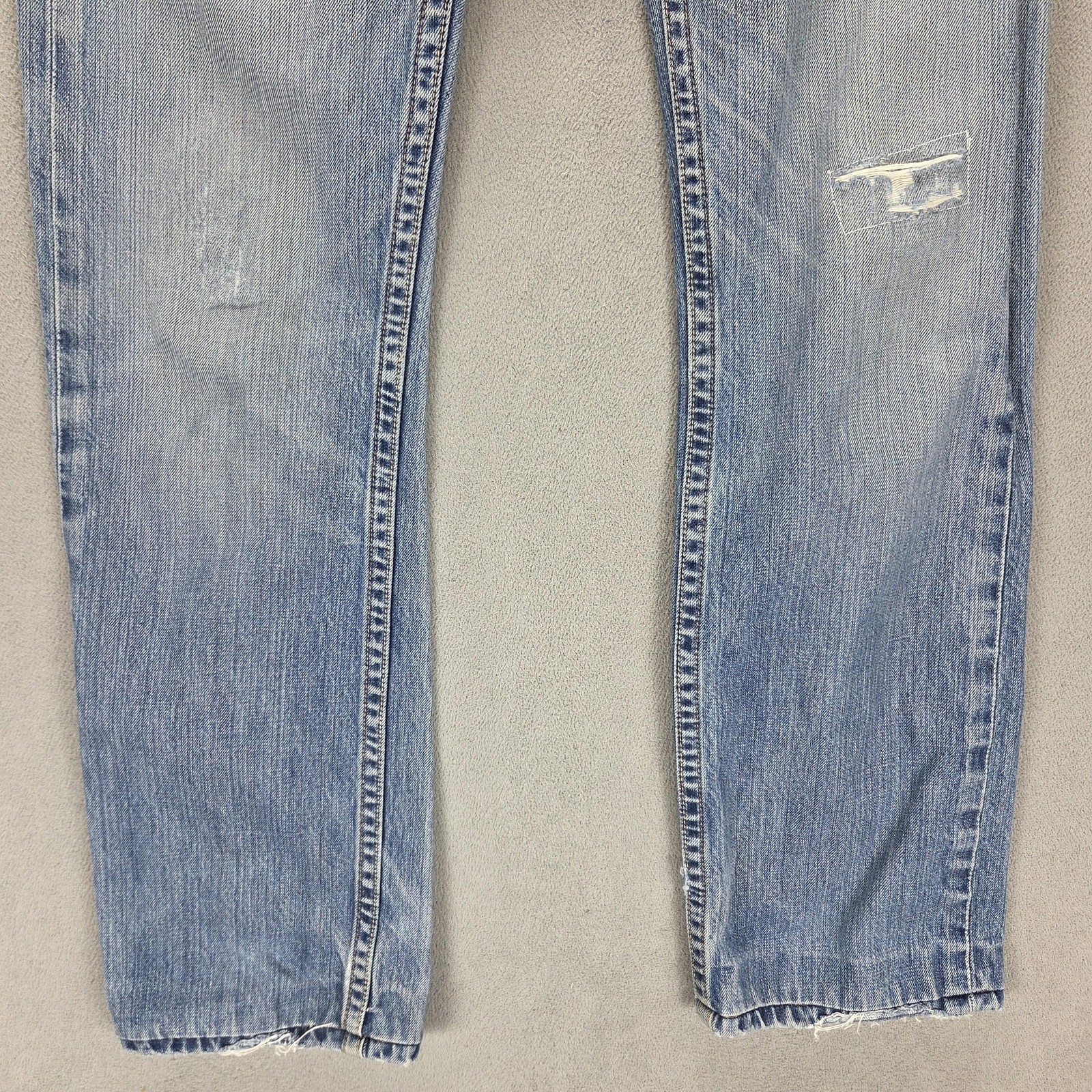Vintage Levis Engineered Jeans Mens Blue Zip Fly Altered Hem Fits 30×30