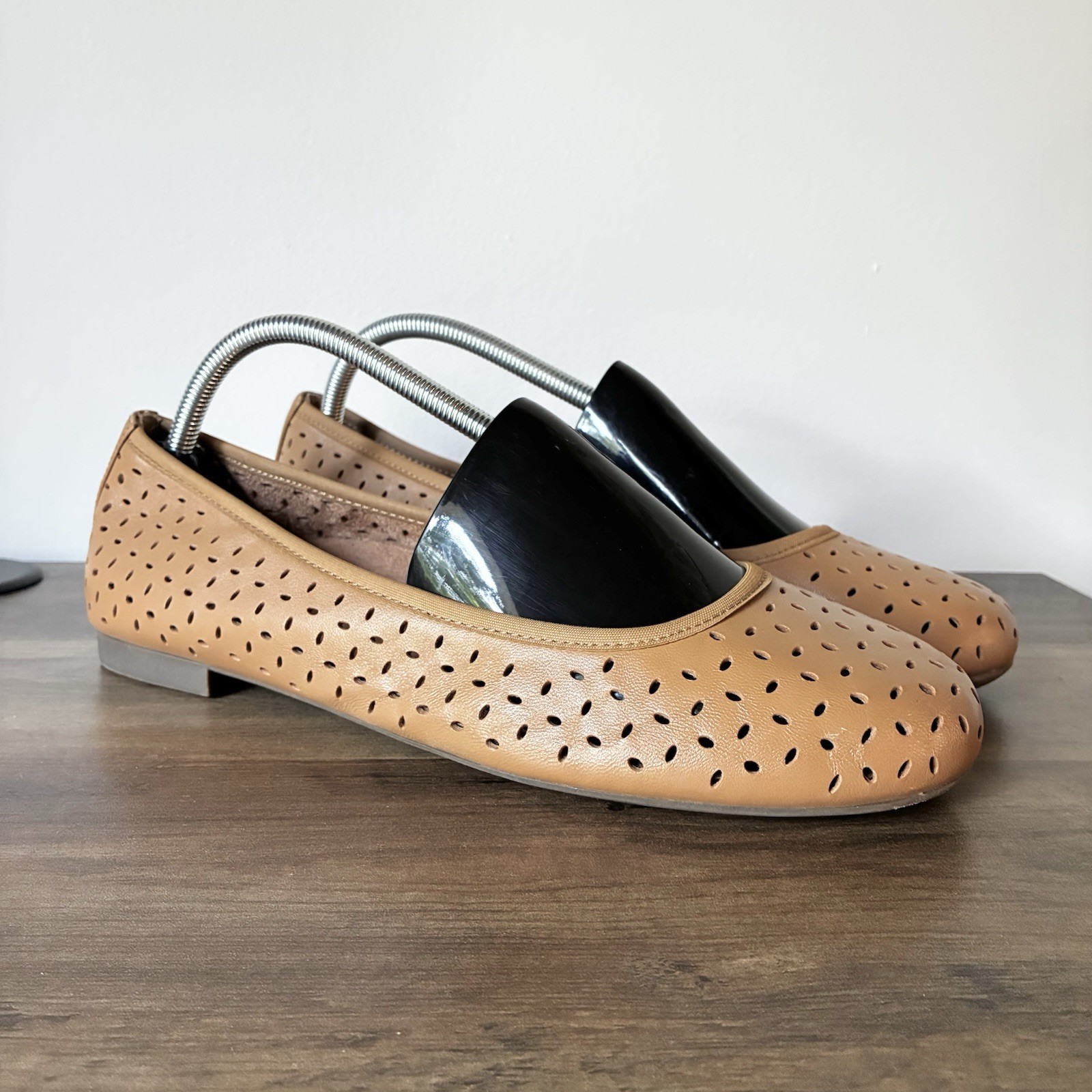 Vionic Robyn II Leather Laser Cut Ballet Slip On Flats Cognac Tan Womens 11