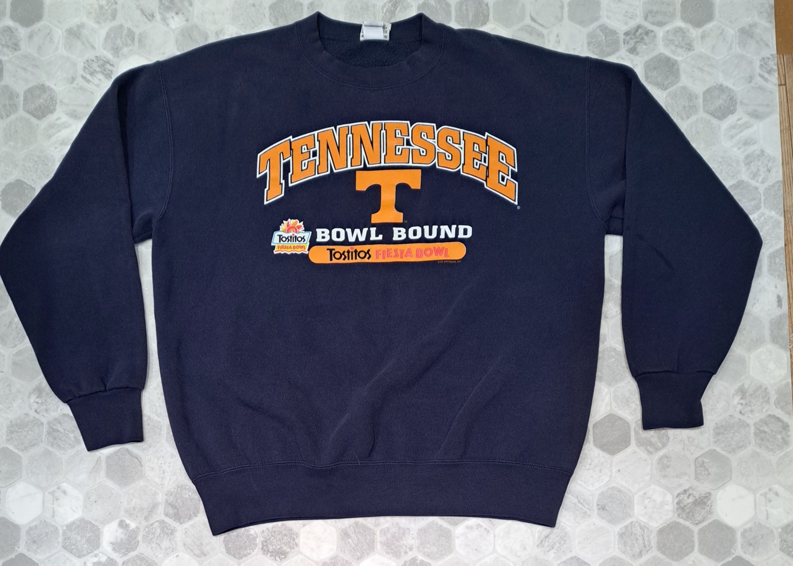 VINTAGE Nutmeg TN Volunteers Fiesta Bowl Sweatshirt Crewneck SIZE Large Made Usa