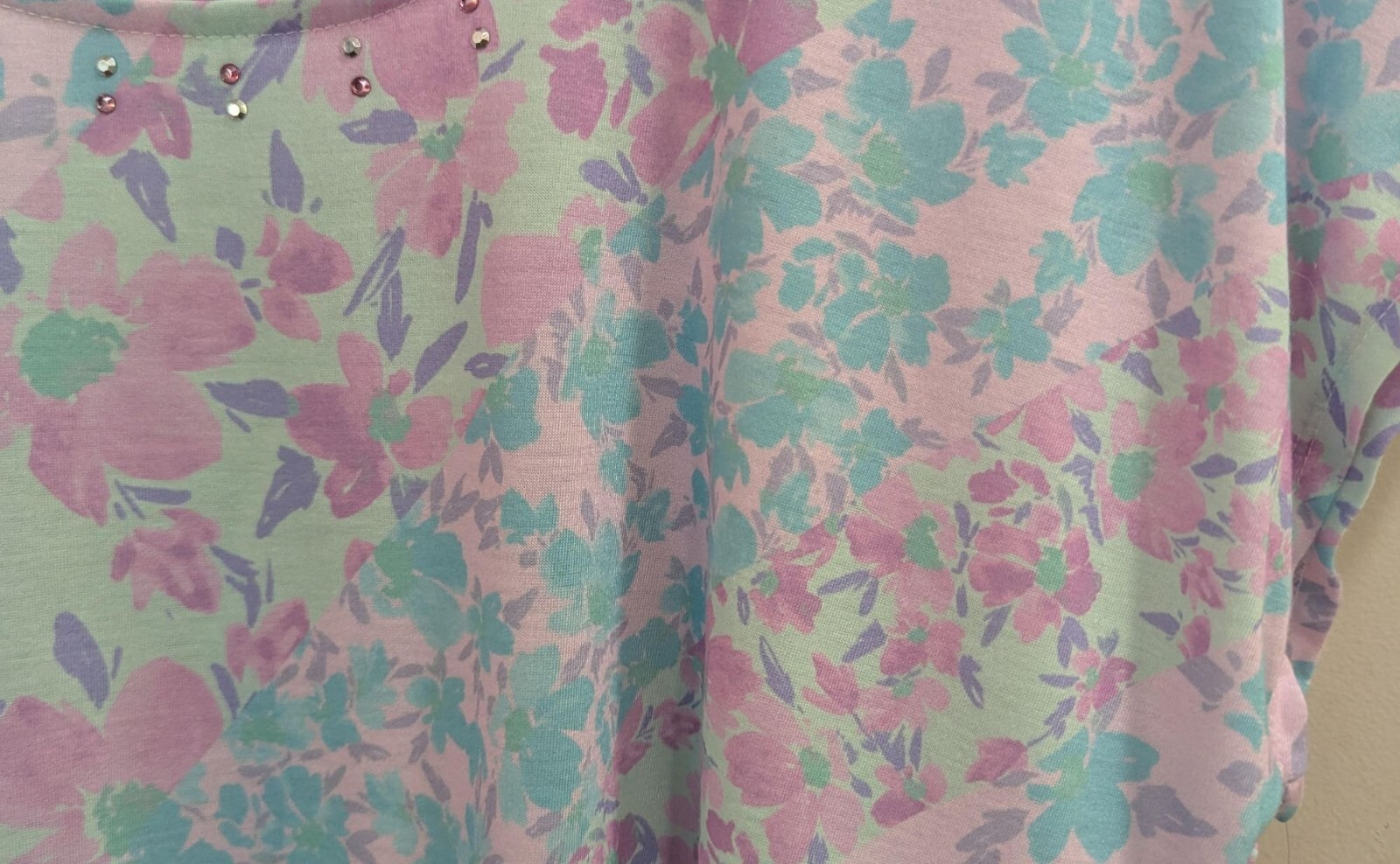 Hearts of Palm Sz. Large Cap Sleeves Floral Top Front Tie New w/Tags