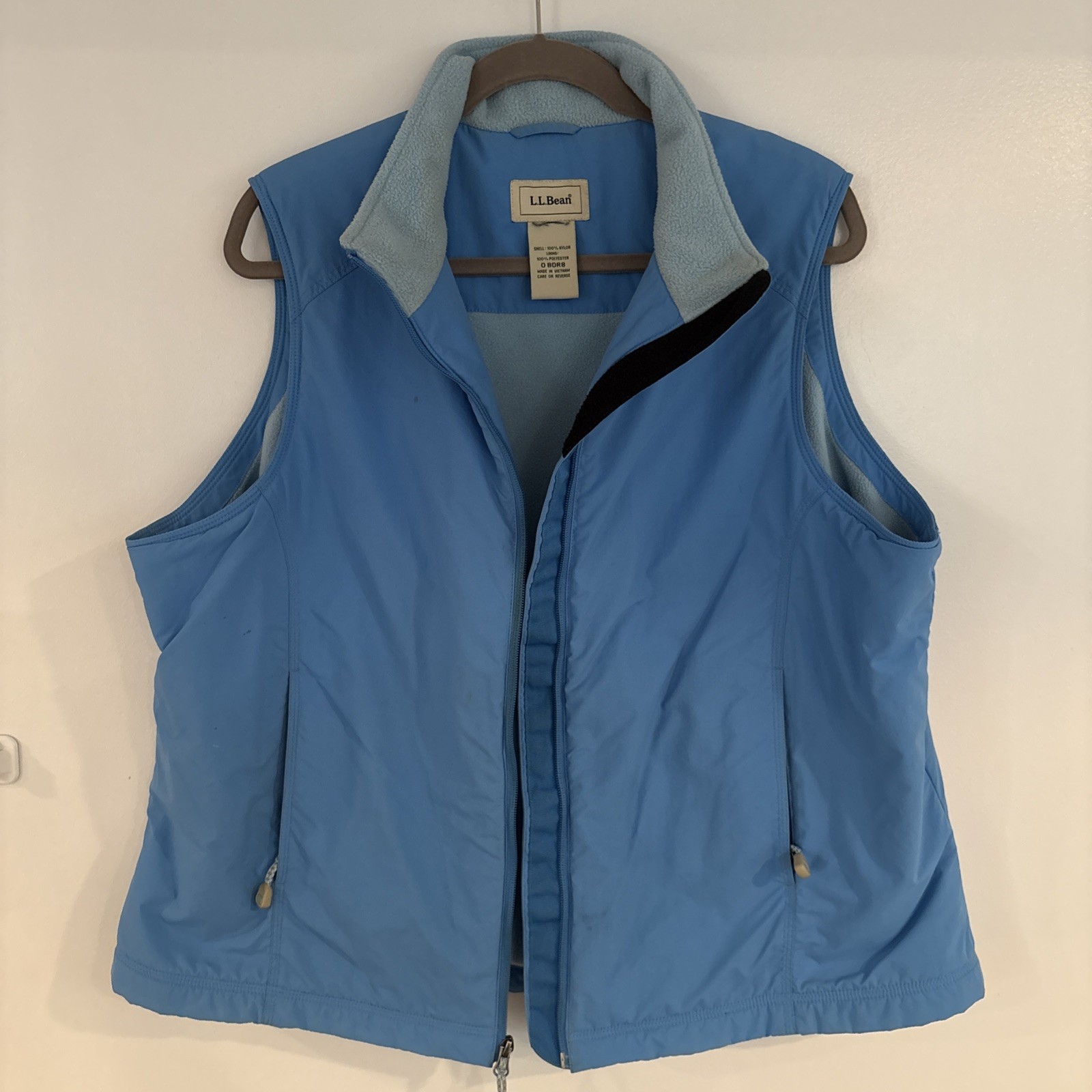 L.L. Bean Women’s Vintage 90’s Nylon Fleece Lined Vest, Size M