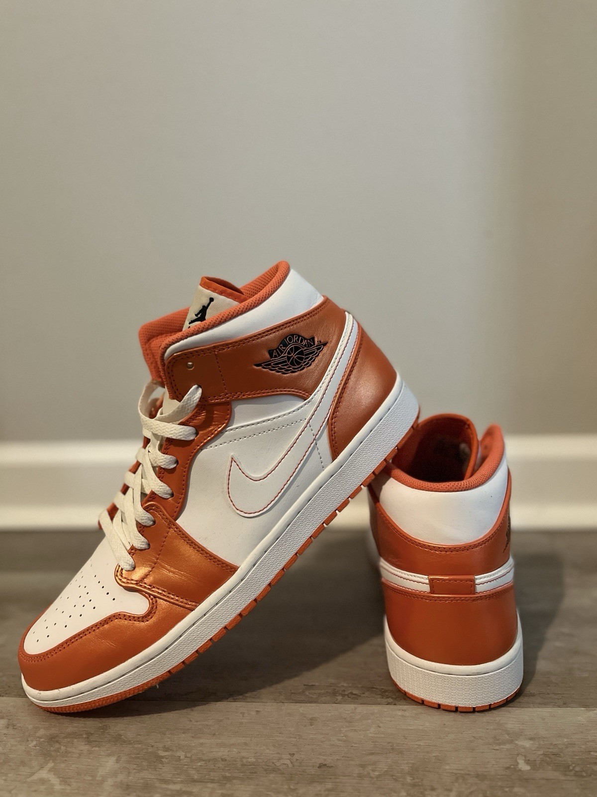 Jordan Air Jordan 1 Mid Men’s Mid Top Colorblock Lace Up Sneakers Orange White