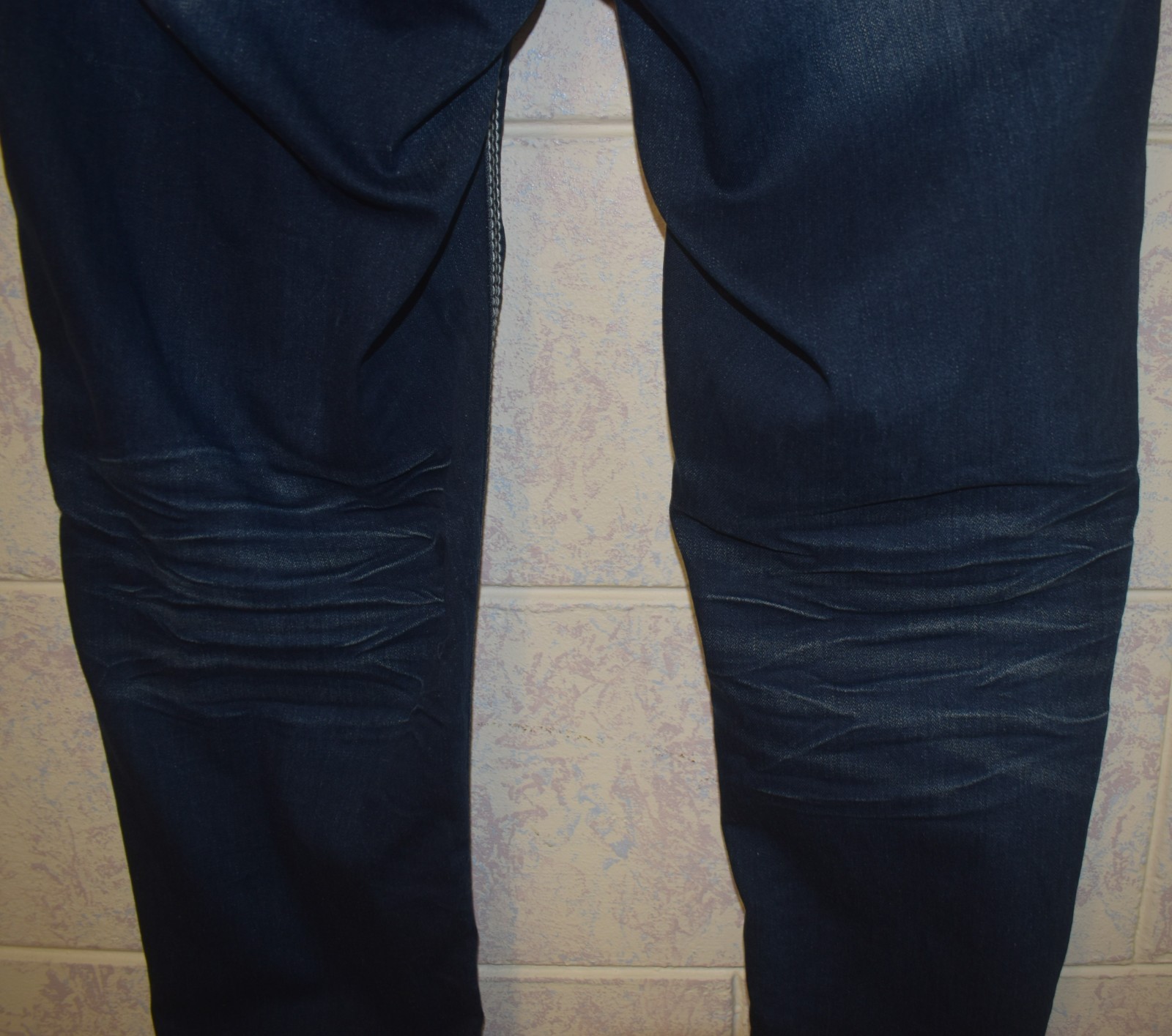 (B-C) Ariya® Stretch Denim Distressed Embroidered Low Rise Skinny Jeans- Size 14