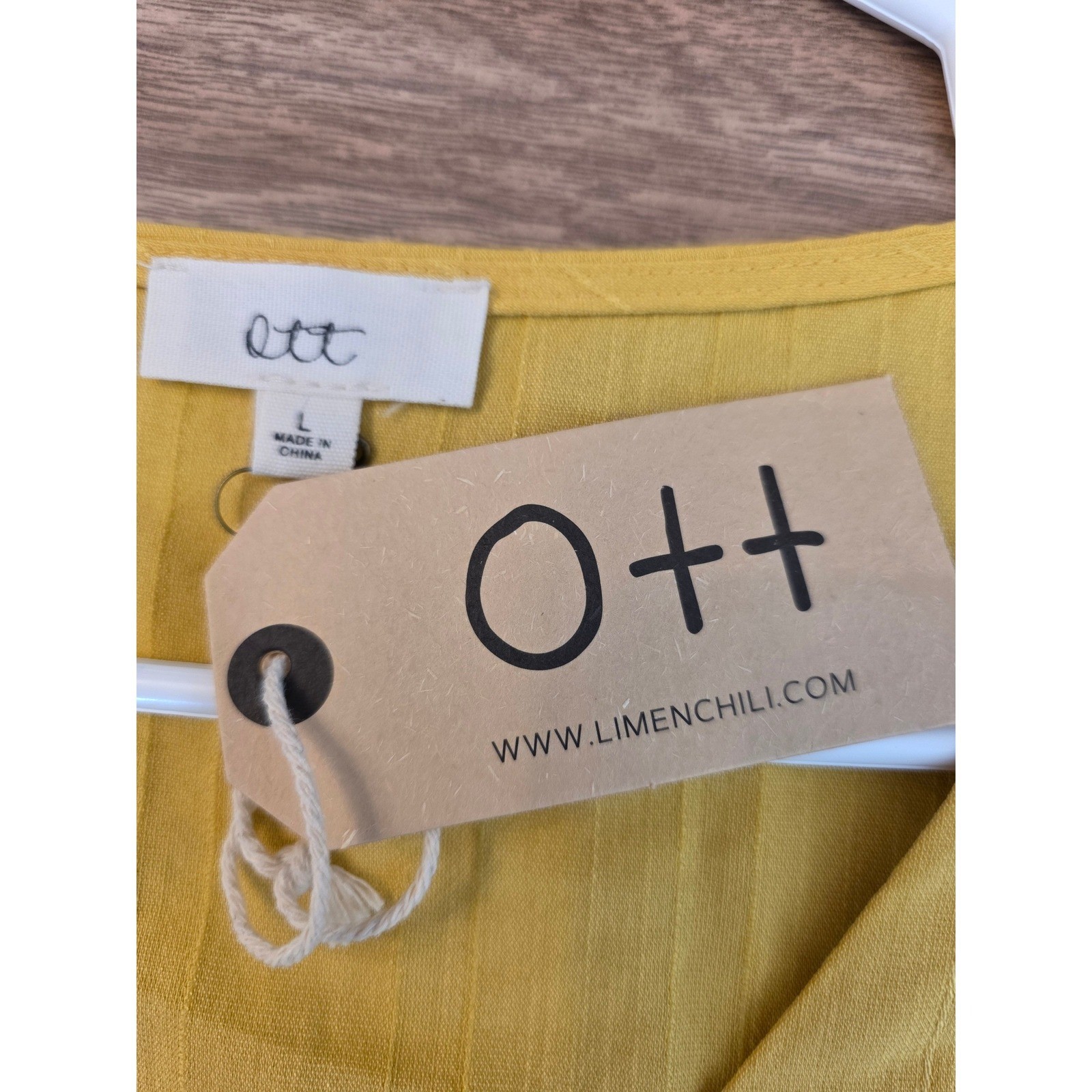 Ott Womens Mustard Yellow Button Front Puff Sleeve Blouse Large NEW