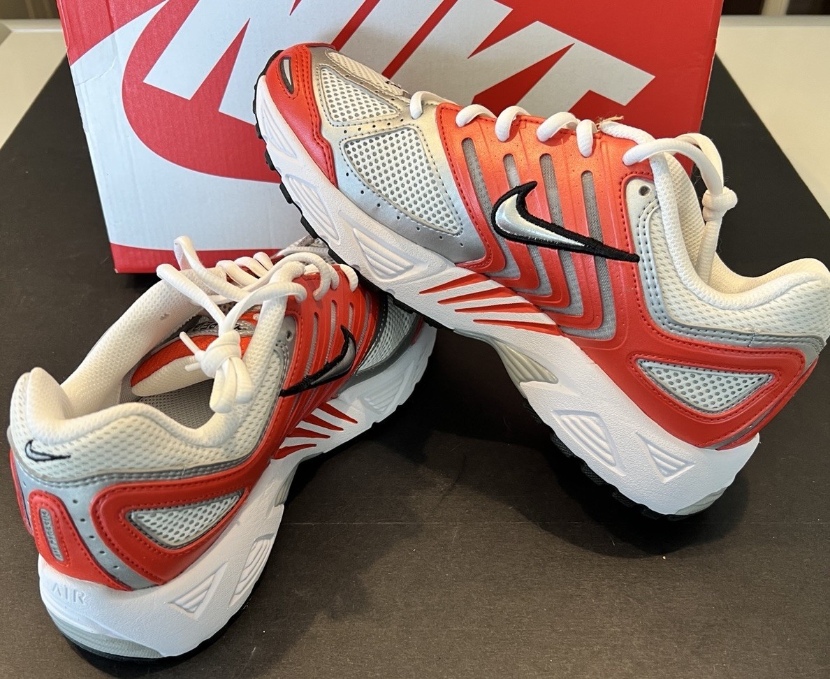 NEW – Men’s Nike Air Pegasus 2005 – Picante Red/Metallic Silver – Men’s 8.5