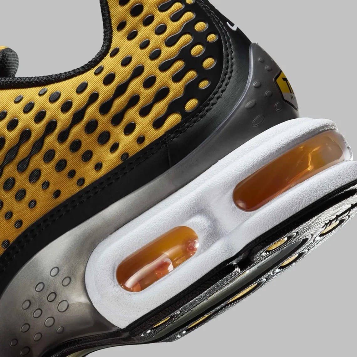 Nike Air Max Plus VII 7 Varsity Maize Yellow White Black HQ2197-700 Men’s Shoes