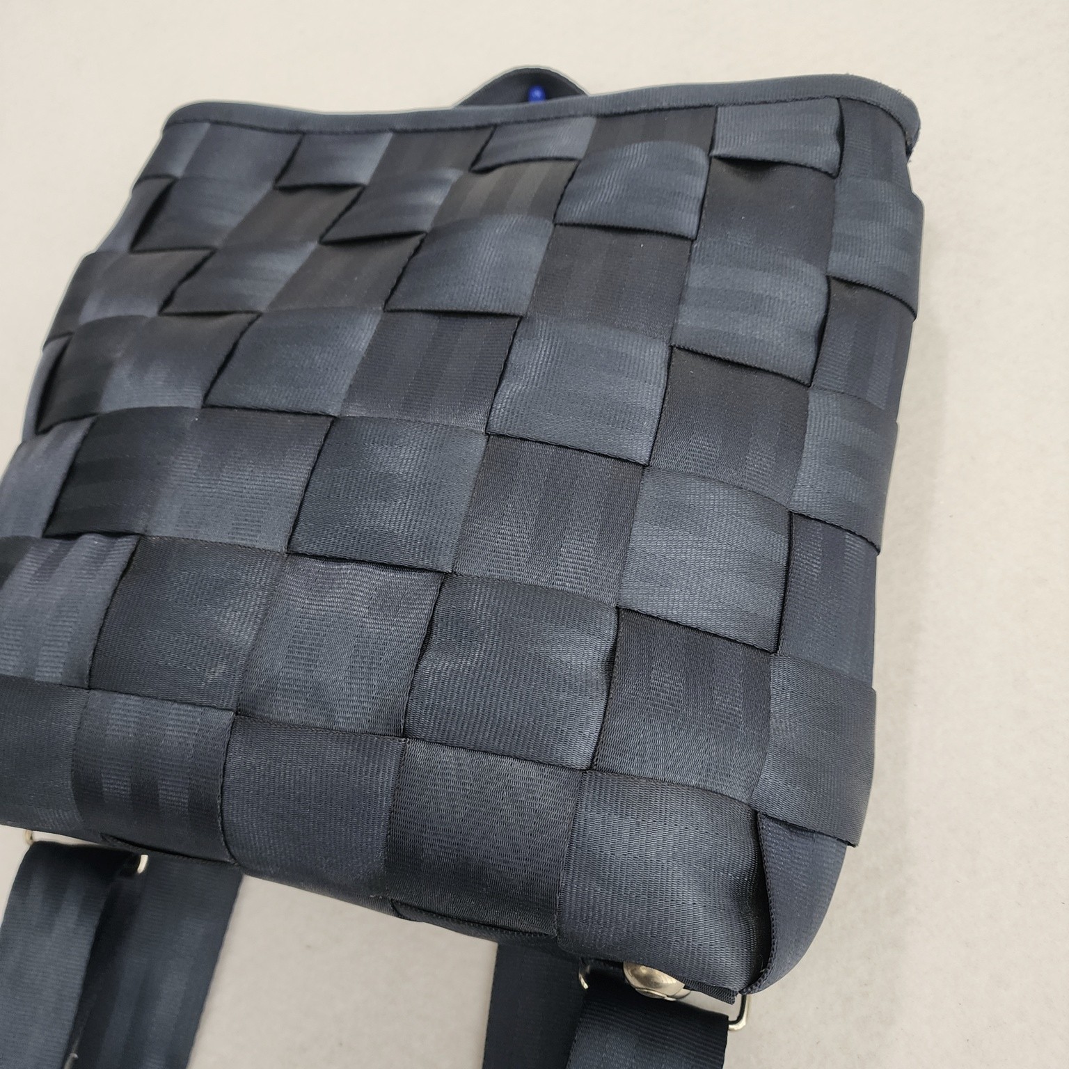 Harveys Backpack Original Seatbelt Blue Woven Inner Pocket Adjustable Shoulder