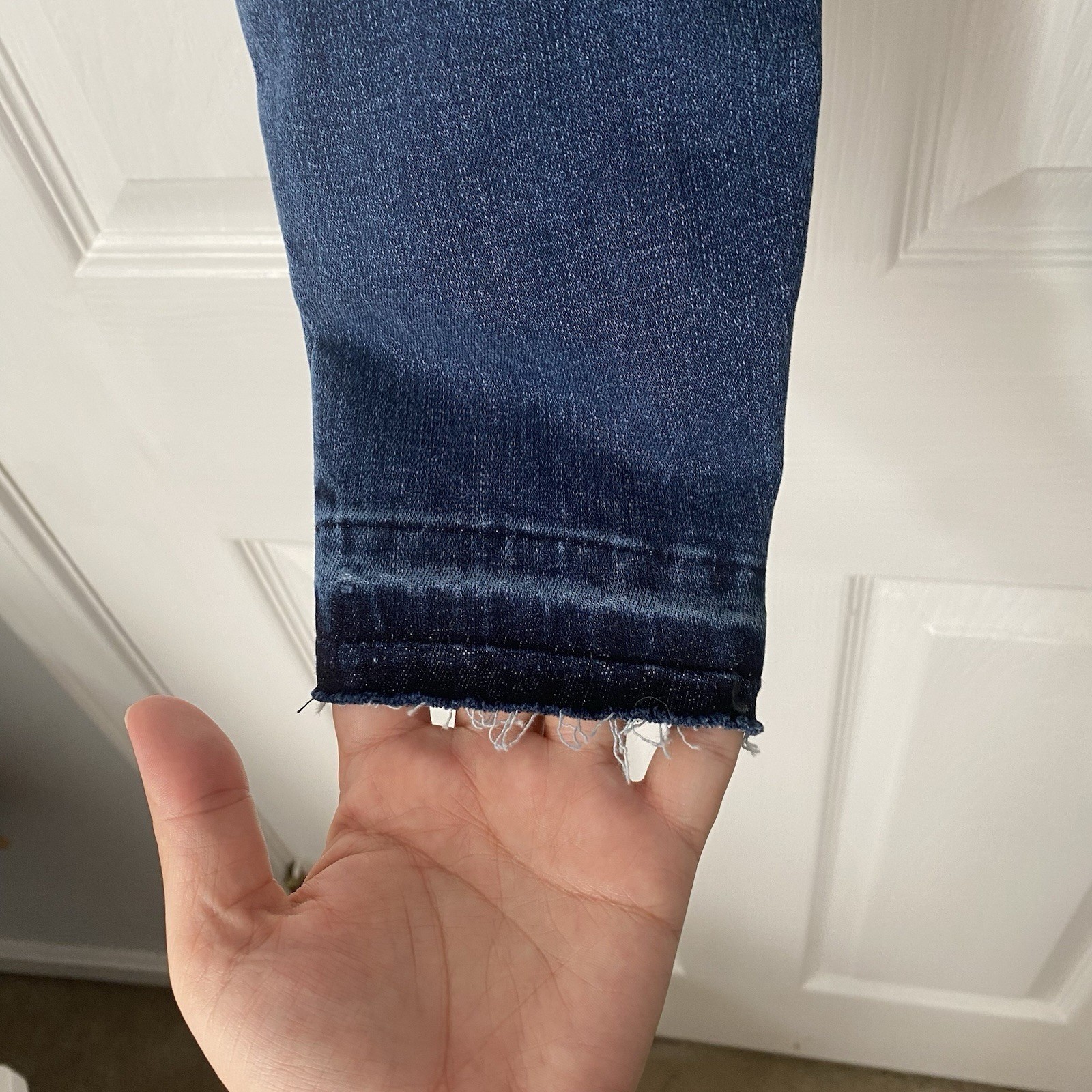 NWT Spanx Pull On Jean Leggings Distressed Size Small