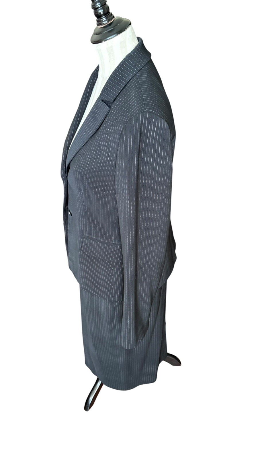 Tahari Arthur S Levine Skirt Suit Womens 10 Black Pinstripe Blazer Career Office