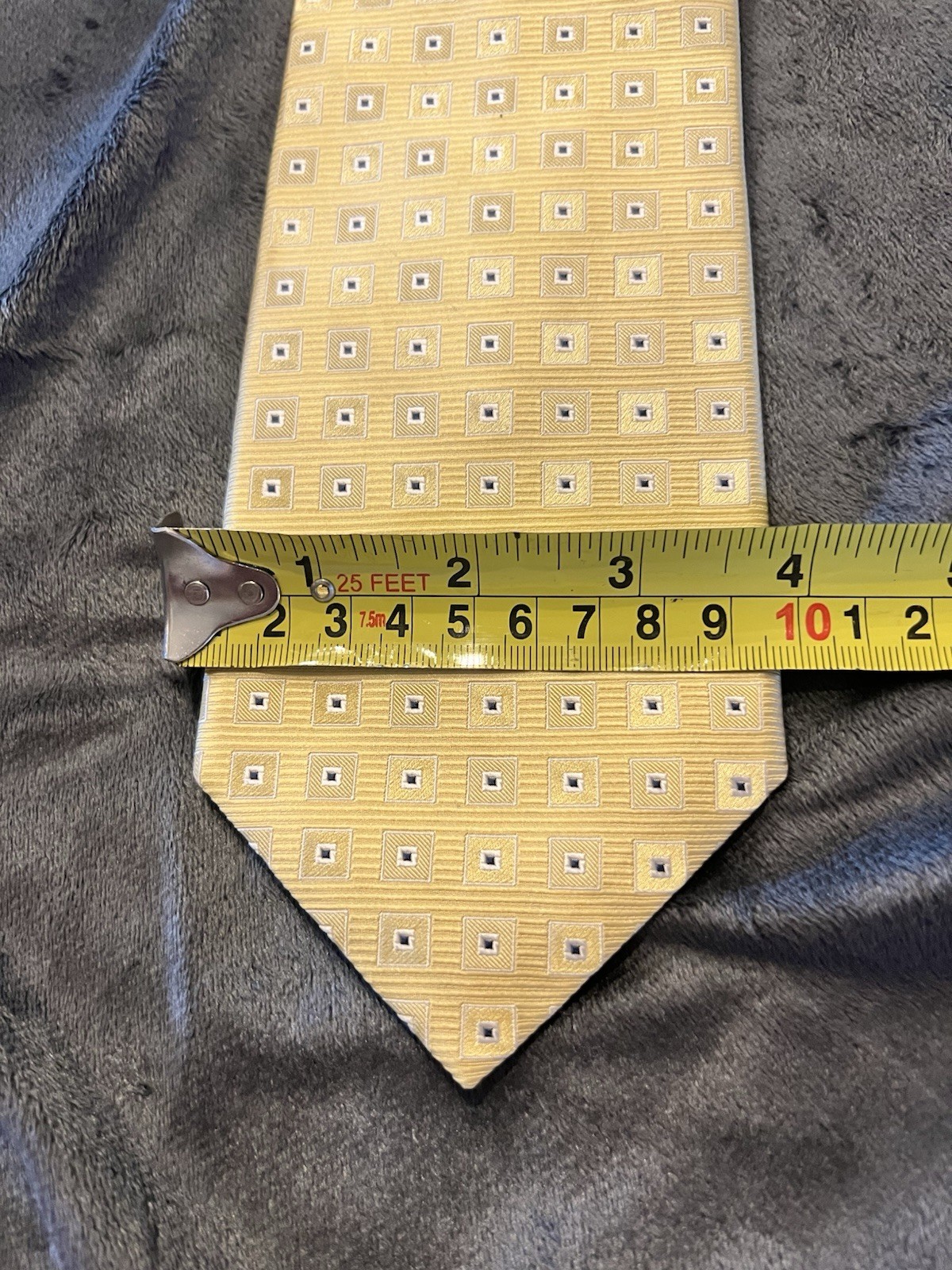 DANIEL CREMIEUX MADE IN U.S.A. Yellow with Blue Dots Tie Handmade 100% Silk