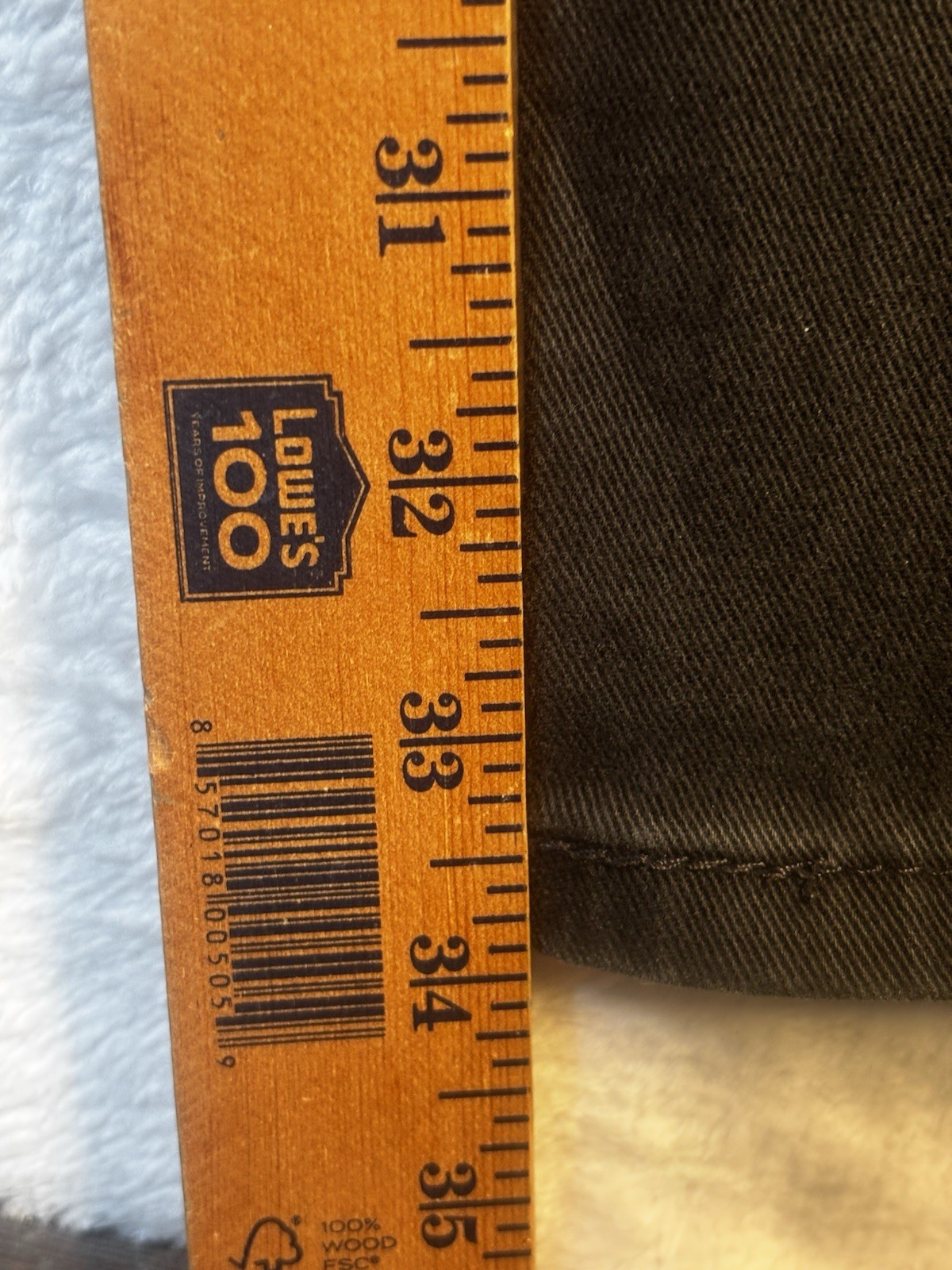 Levi’s 513 Jeans Men’s Size 32×34 Slim Black Denim Straight Leg Thrashed Holes
