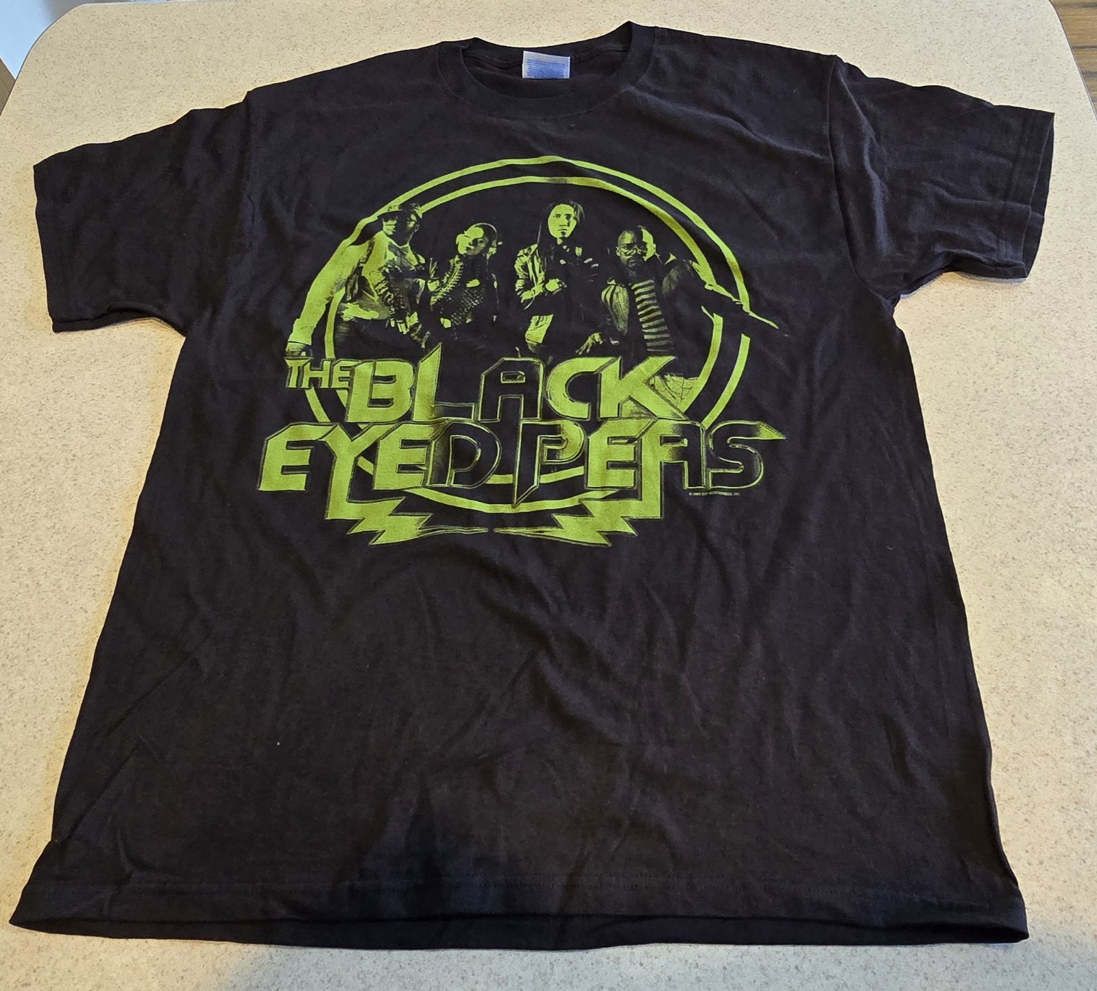 Black Eyed Peas 2009 Shirt Mens LARGE Black Hip Hop Rap Band Graphic Tee